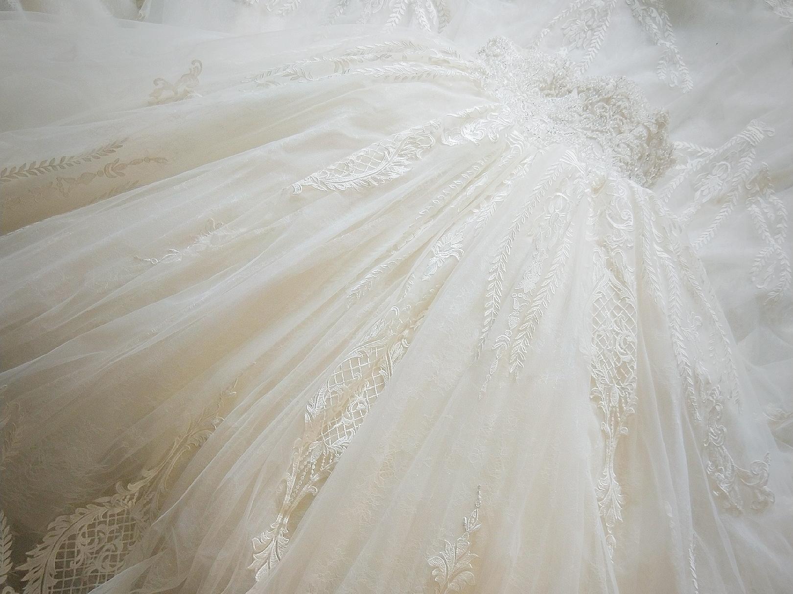 4件套租赁（B系列）+附赠新娘高定晨袍（单件）