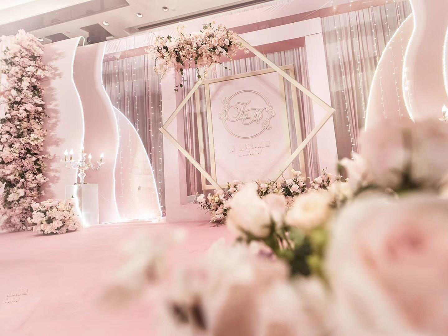 永康婚礼一条龙服务｜粉色简约婚礼送婚房婚车装扮