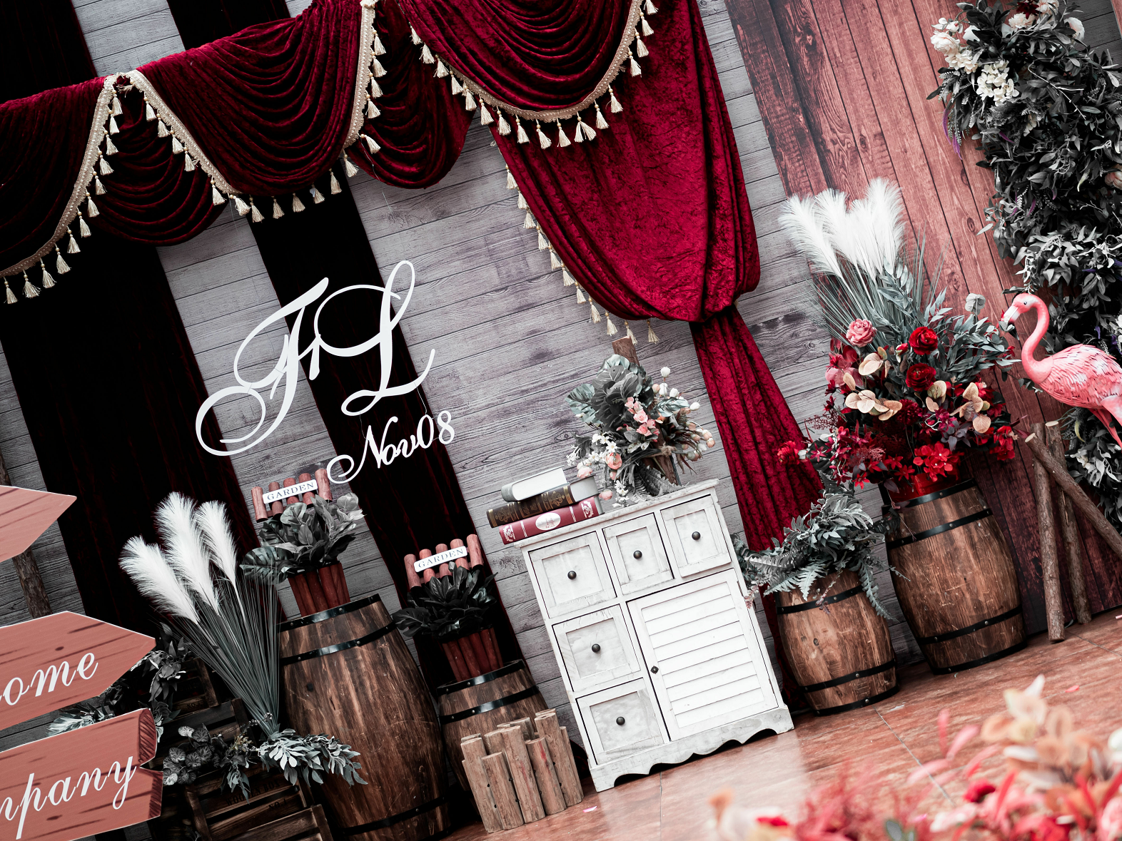 火龙腾六中巨鼎复古浪漫婚礼