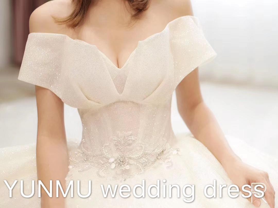 雲慕婚纱·[主纱镇店精选]