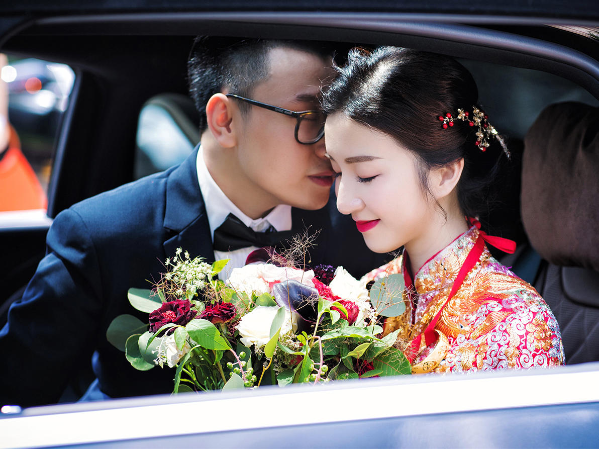 底片全送+高级单反相机+50张精修