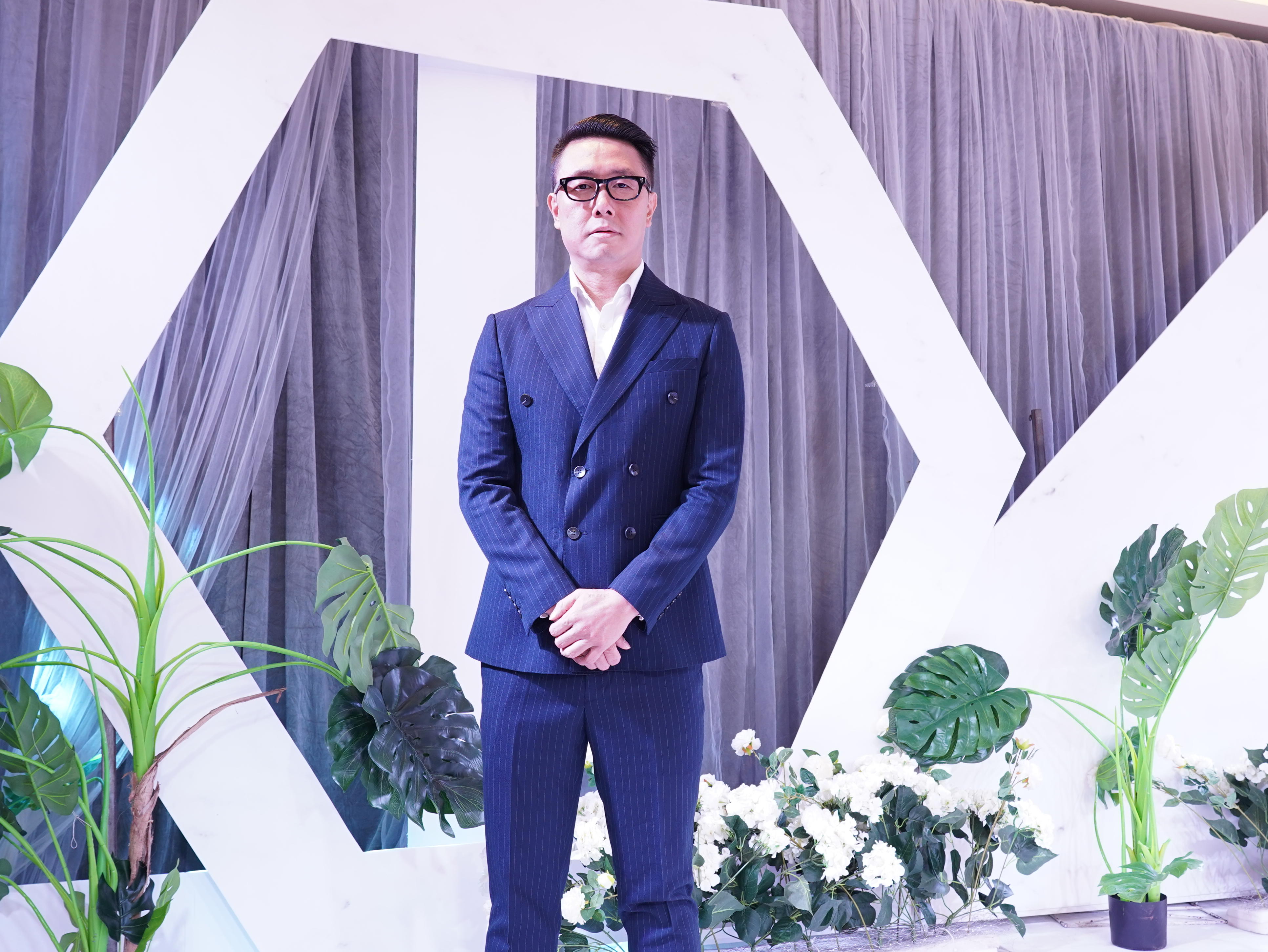 学院派司仪 简约轻松主持风格  讲述型