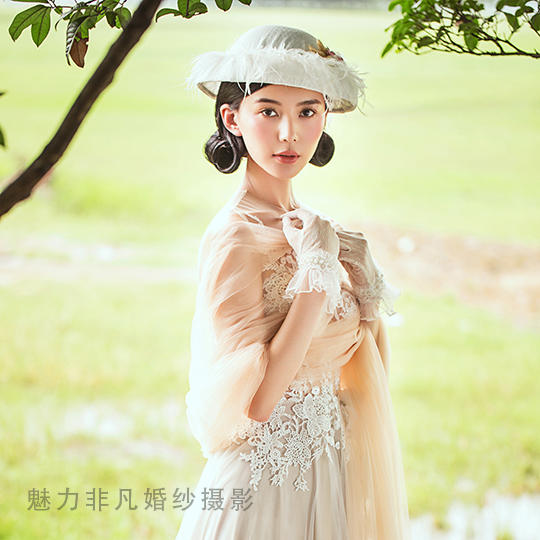 文艺小资优选品牌个性定制婚纱