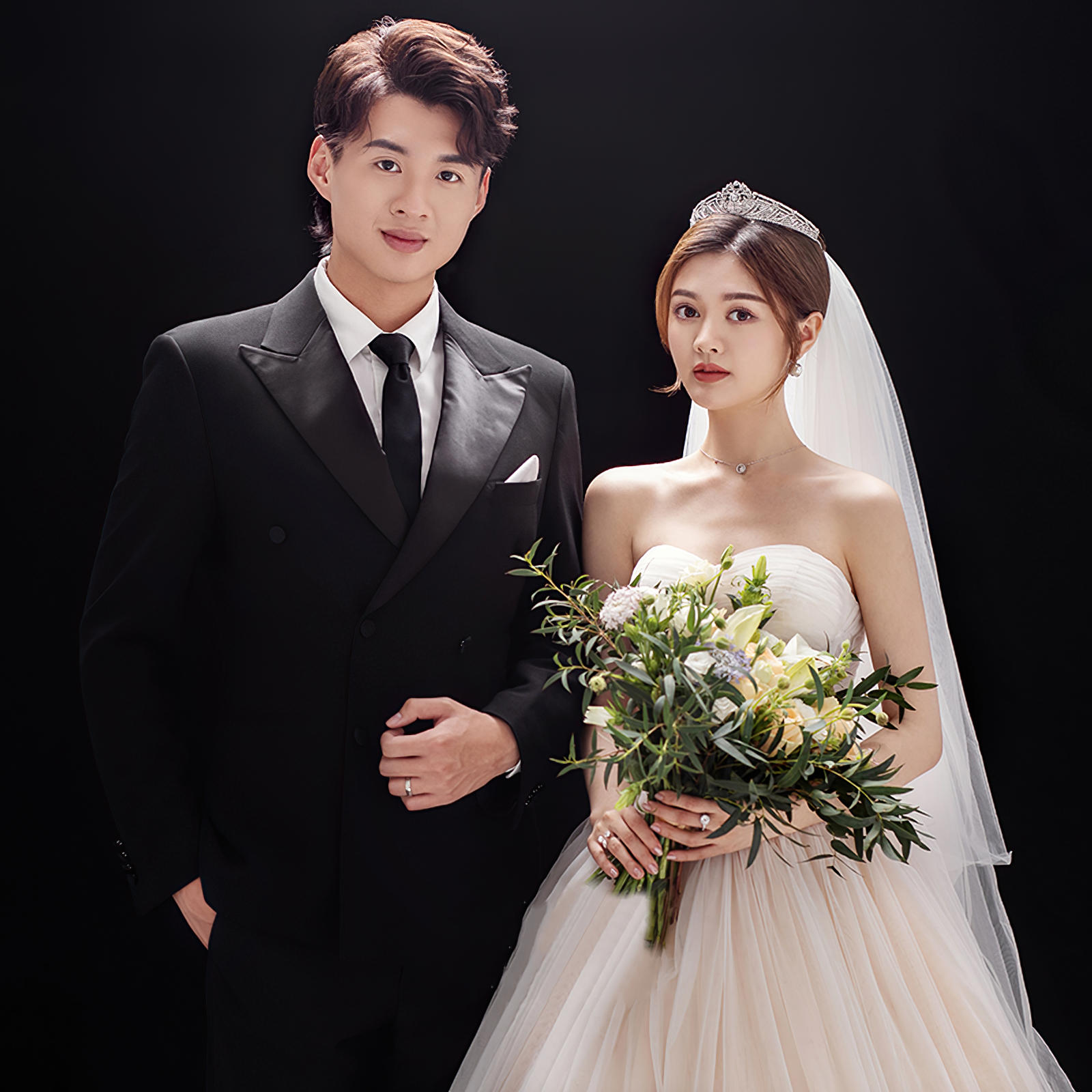 【底片全送】服装不分区+送定制对戒婚纱+登记照