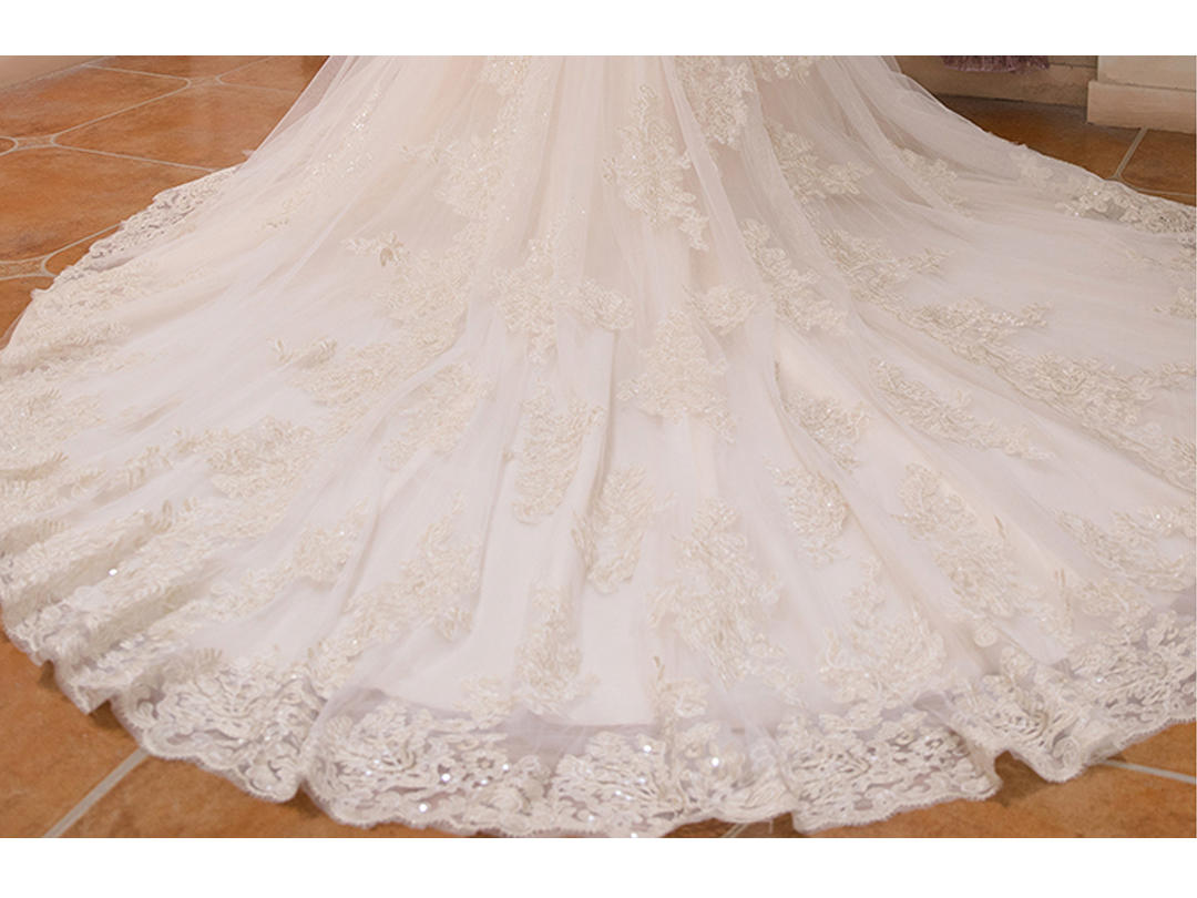 【阿兰婚纱馆】一字肩法式显瘦轻婚纱礼服套系