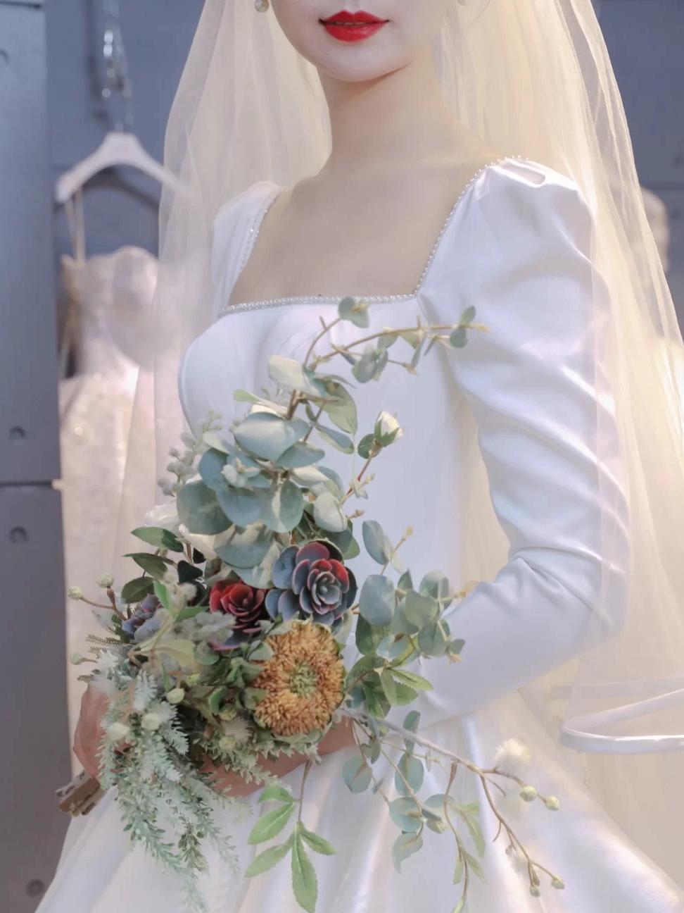 【希若婚纱】创始人希若十小时跟妆+婚纱套餐