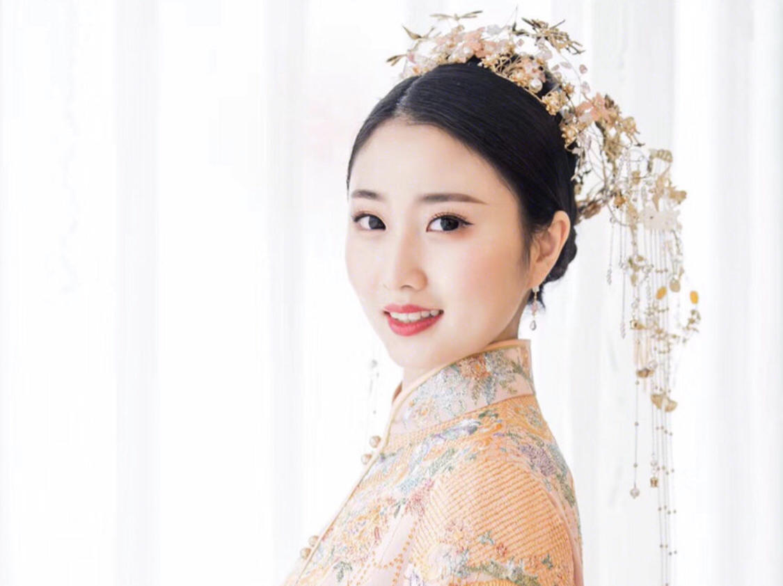 【私人定制】导师团队限量礼服跟妆