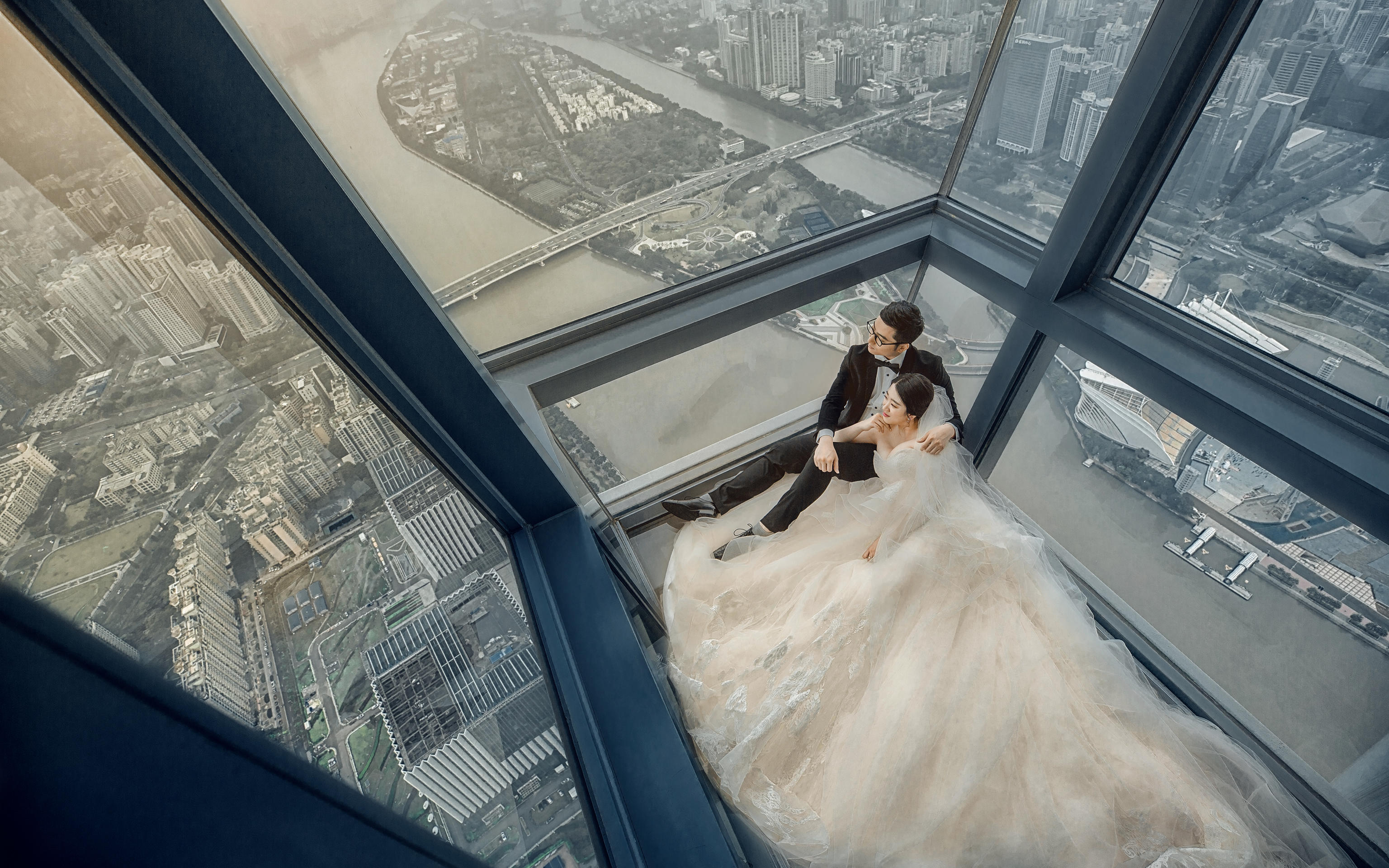 热门推荐  真情纪实+婚前旅拍+原片全送
