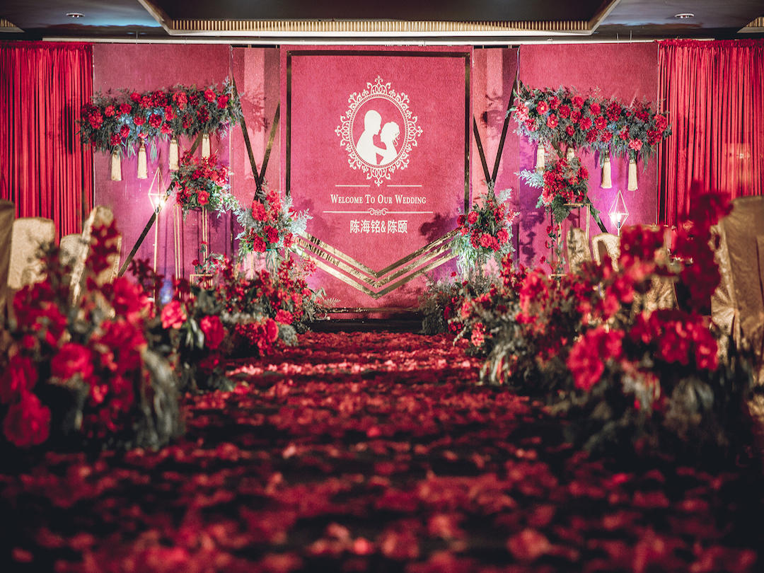 《红与黑》红色西式定制婚礼