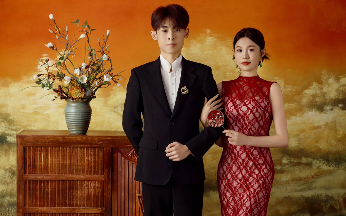 新中式油畫(huà)風(fēng)婚紗照