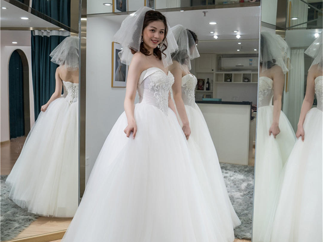 【超值租赁】尊享婚纱礼服租赁套餐B