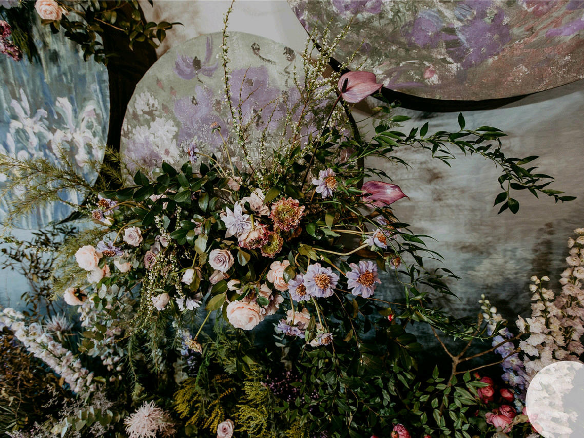 程成婚礼策划室内紫色莫奈花园全鲜花