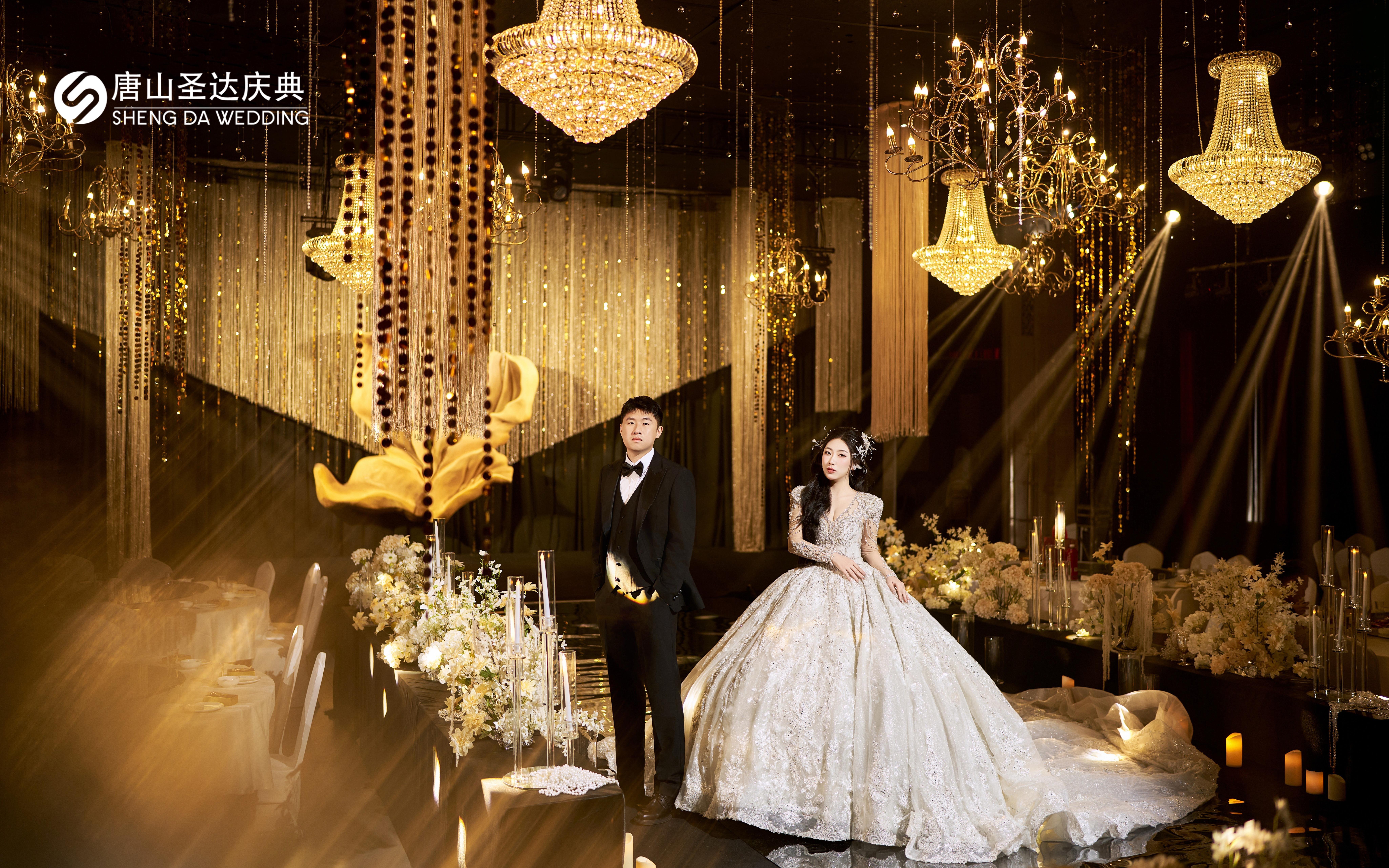 老錢風(fēng)秀場(chǎng)風(fēng)