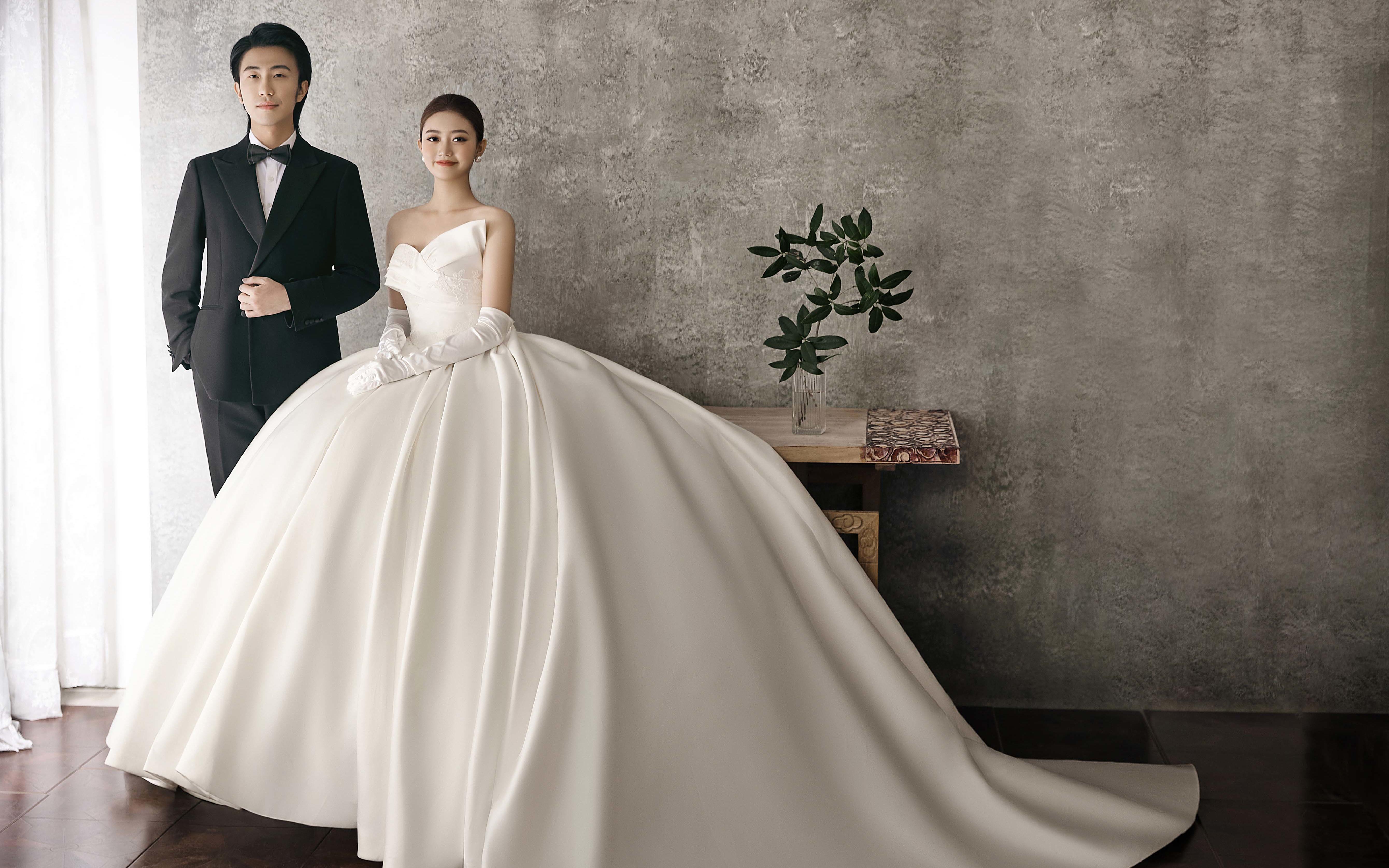 溫柔復(fù)古韻味 復(fù)古高級(jí)侘寂風(fēng)婚紗照