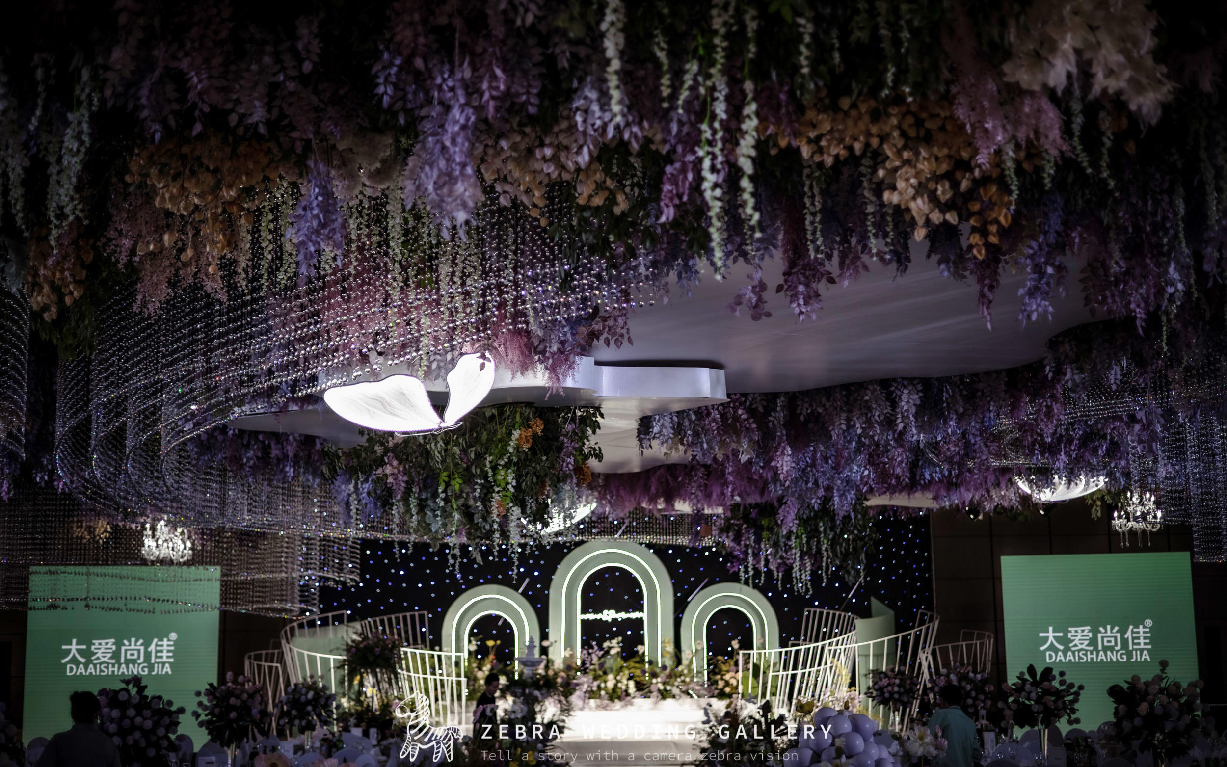 【泛太酒店】莫蘭迪花束大氣水晶頂