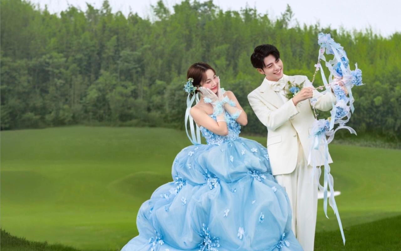梦幻花神蓝精灵婚纱照
