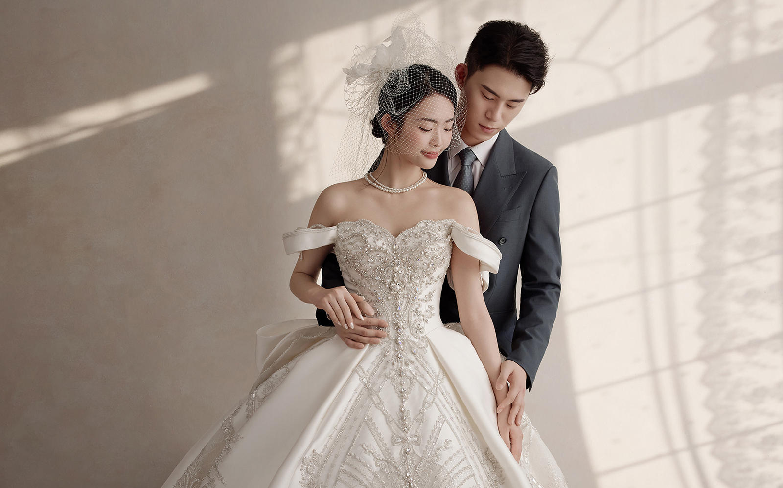 滿滿氛圍感的儀式感光影婚紗照