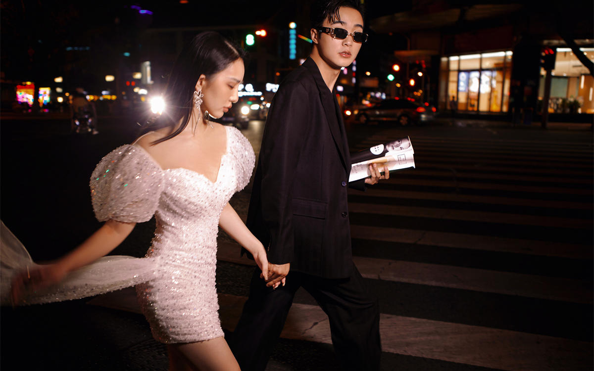 我們熱烈自由??活人感甜酷婚紗照超有氛圍