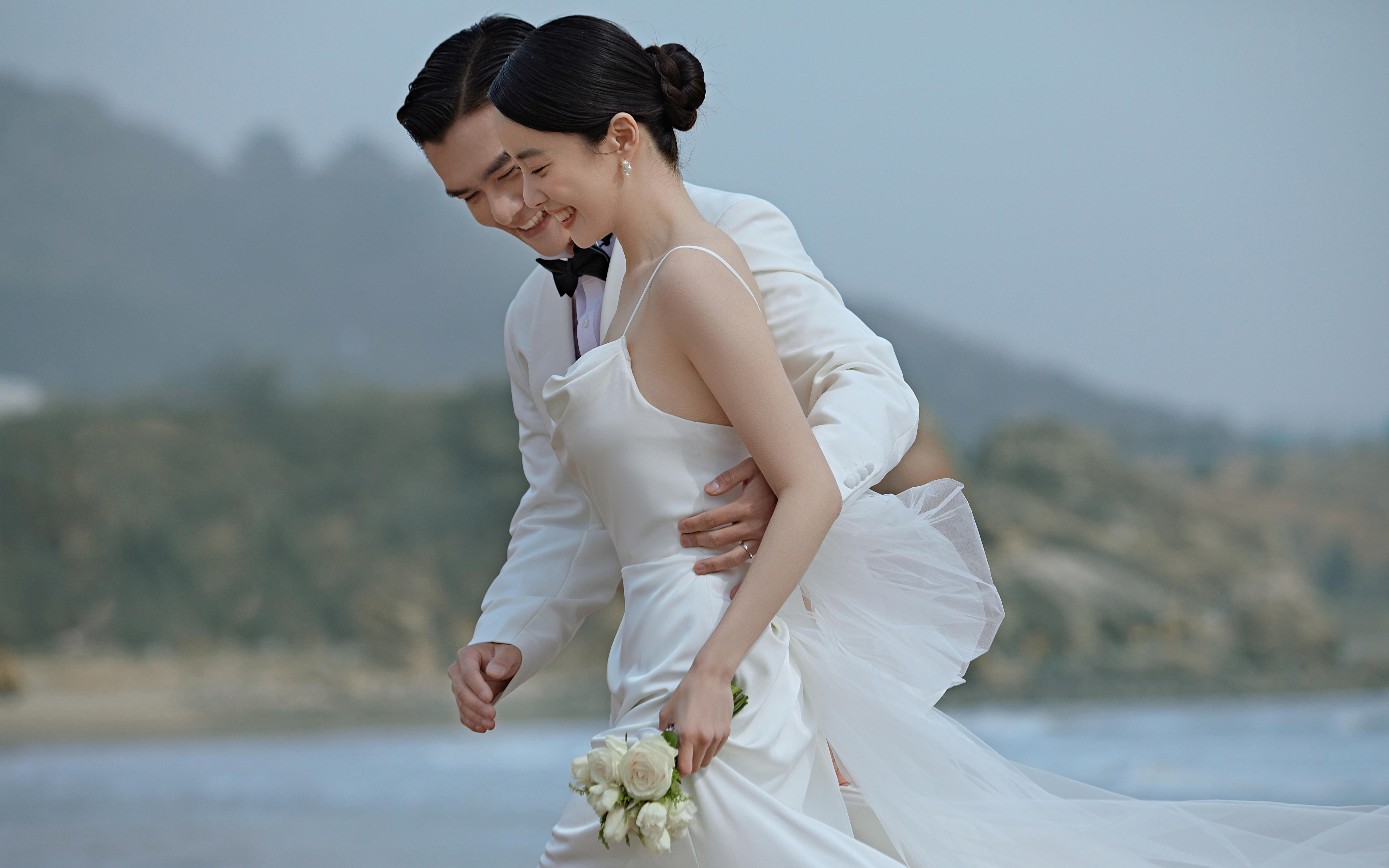 紀(jì)實(shí)風(fēng)海景婚紗照 許一場(chǎng)海與愛(ài)的約定