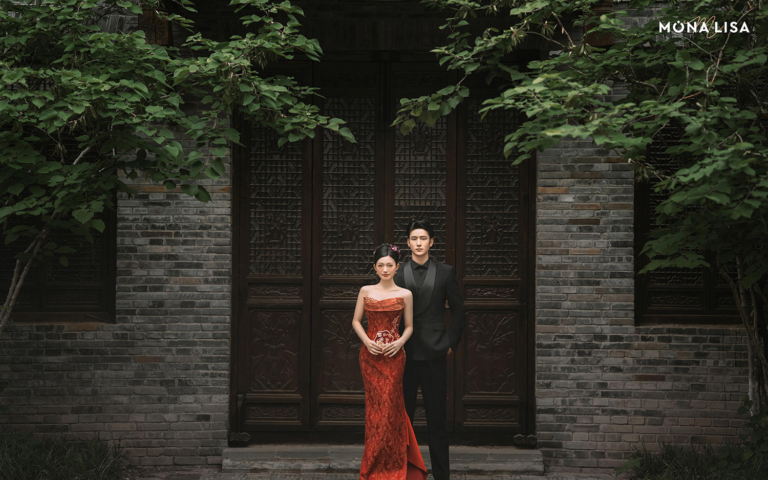 新中式园林婚纱照，一抹红妆醉人心💖