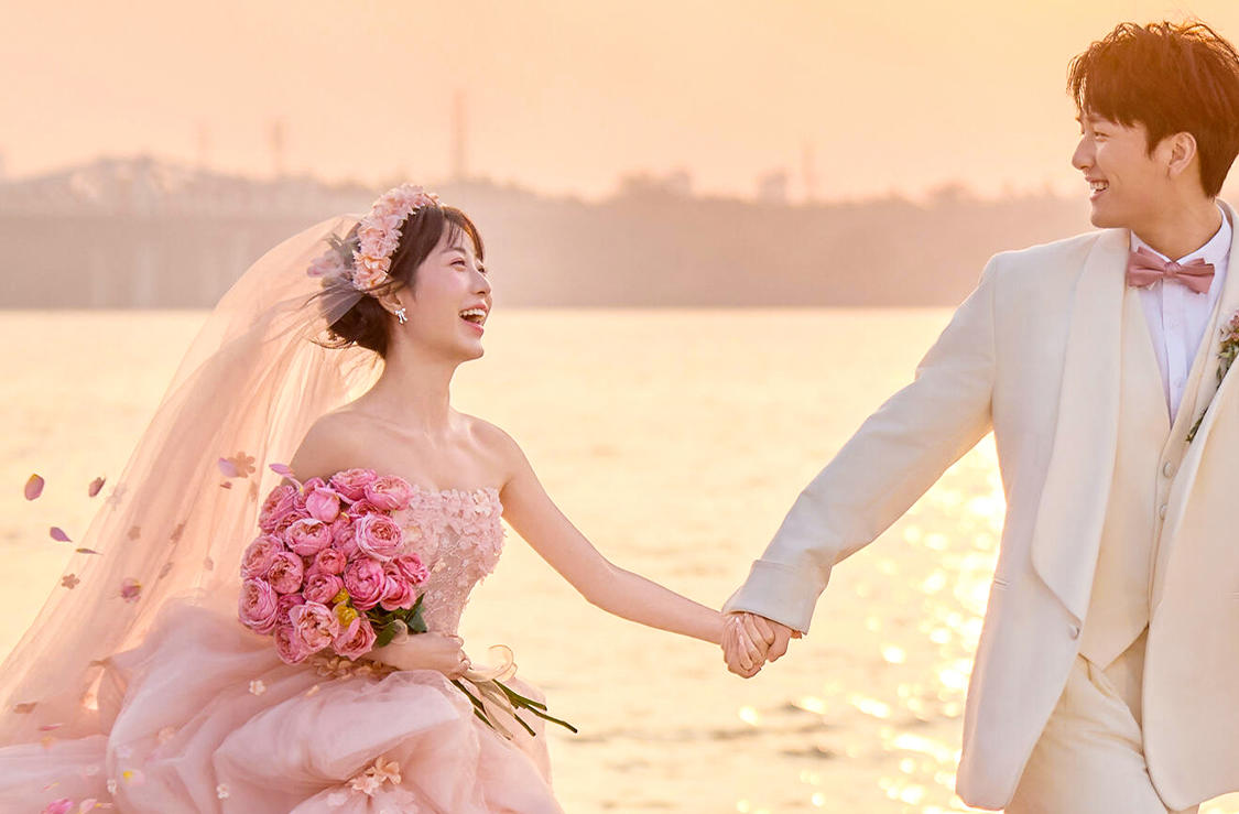 夕阳粉纱与风的浪漫协奏