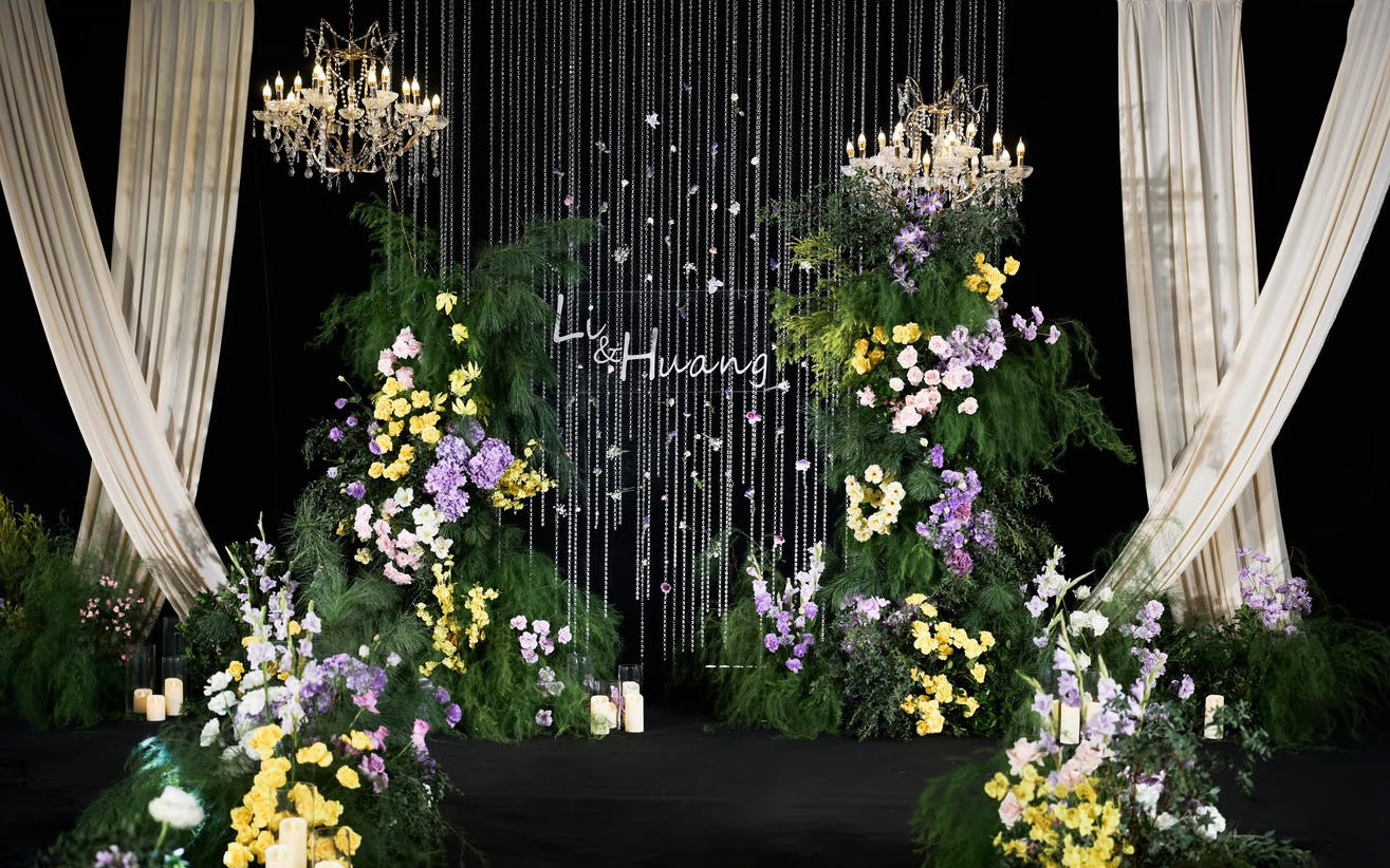 《森嶼風(fēng)》森系綠色香檳帷幔水晶婚禮主背景布置