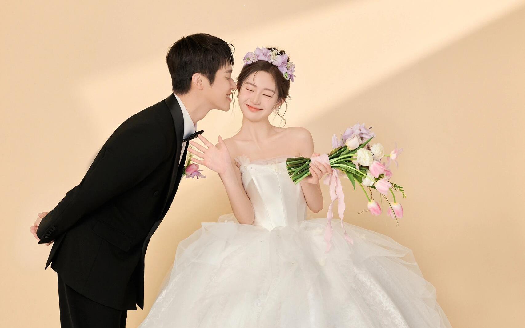 【白月光婚纱照又双叒叕鲨回来了～】