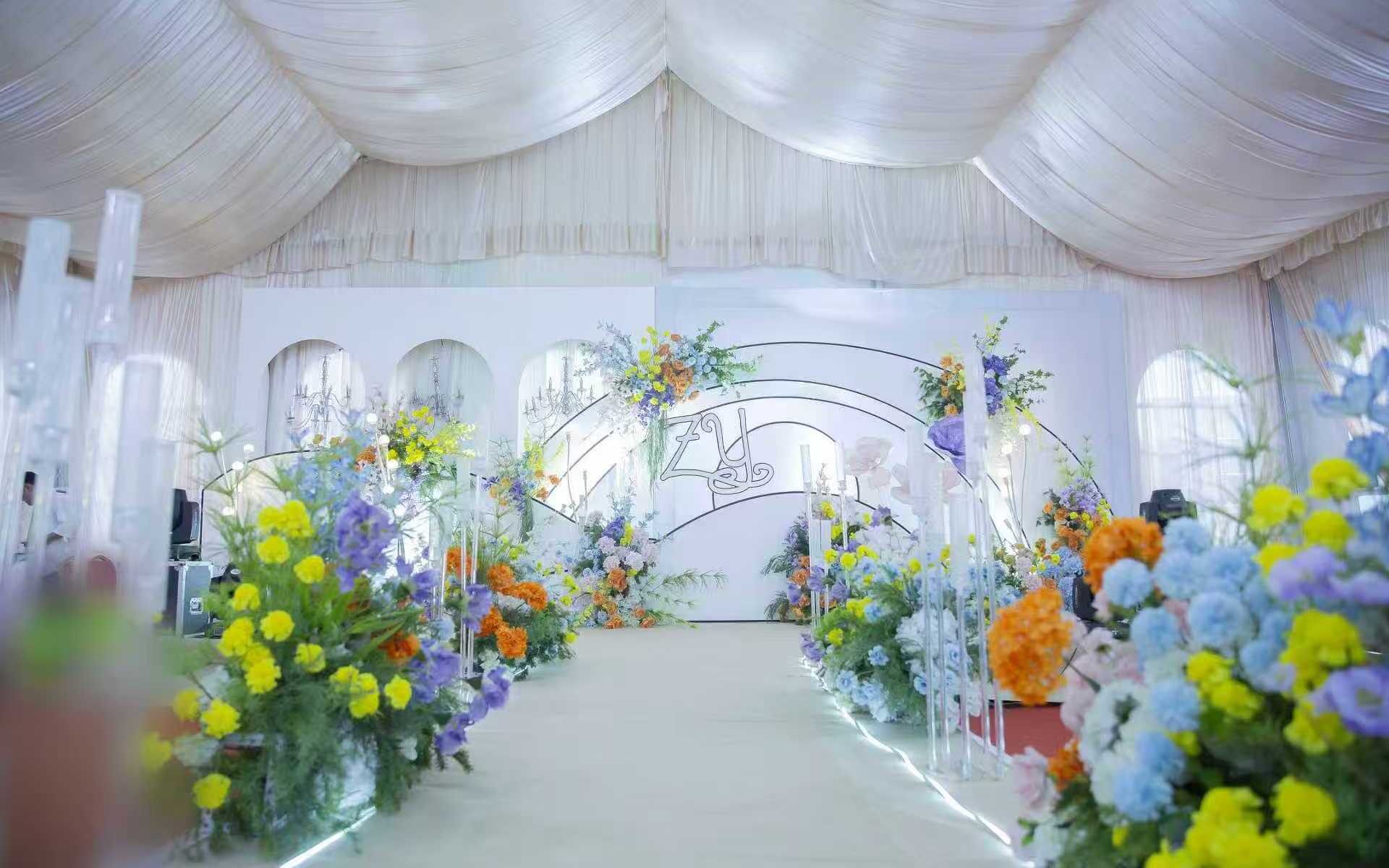  小預(yù)算婚禮蒼南婚禮策劃婚慶戶外彩色浪漫系婚禮
