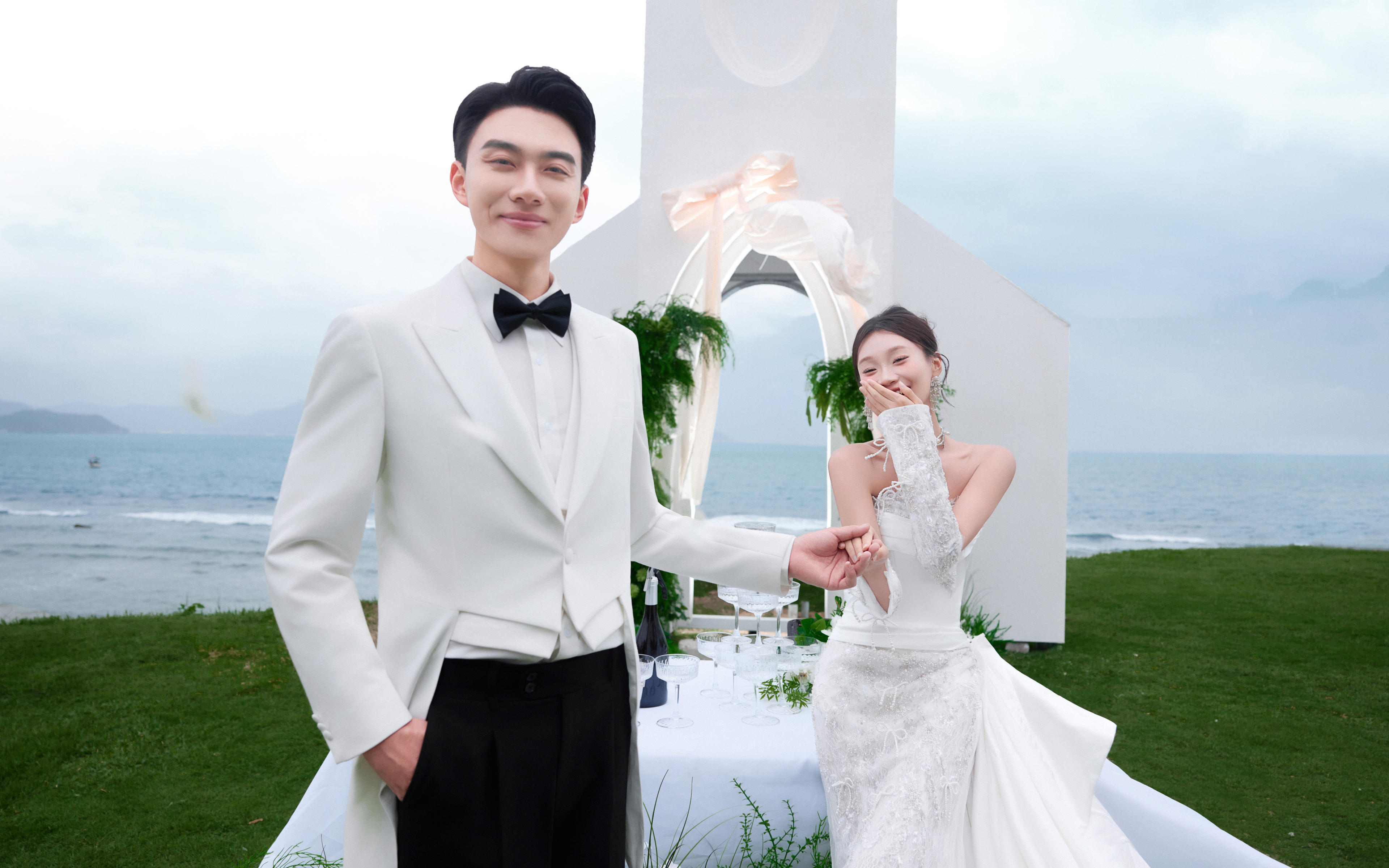 三亞旅拍婚紗照太有電影感了??每一幀都是心動瞬間