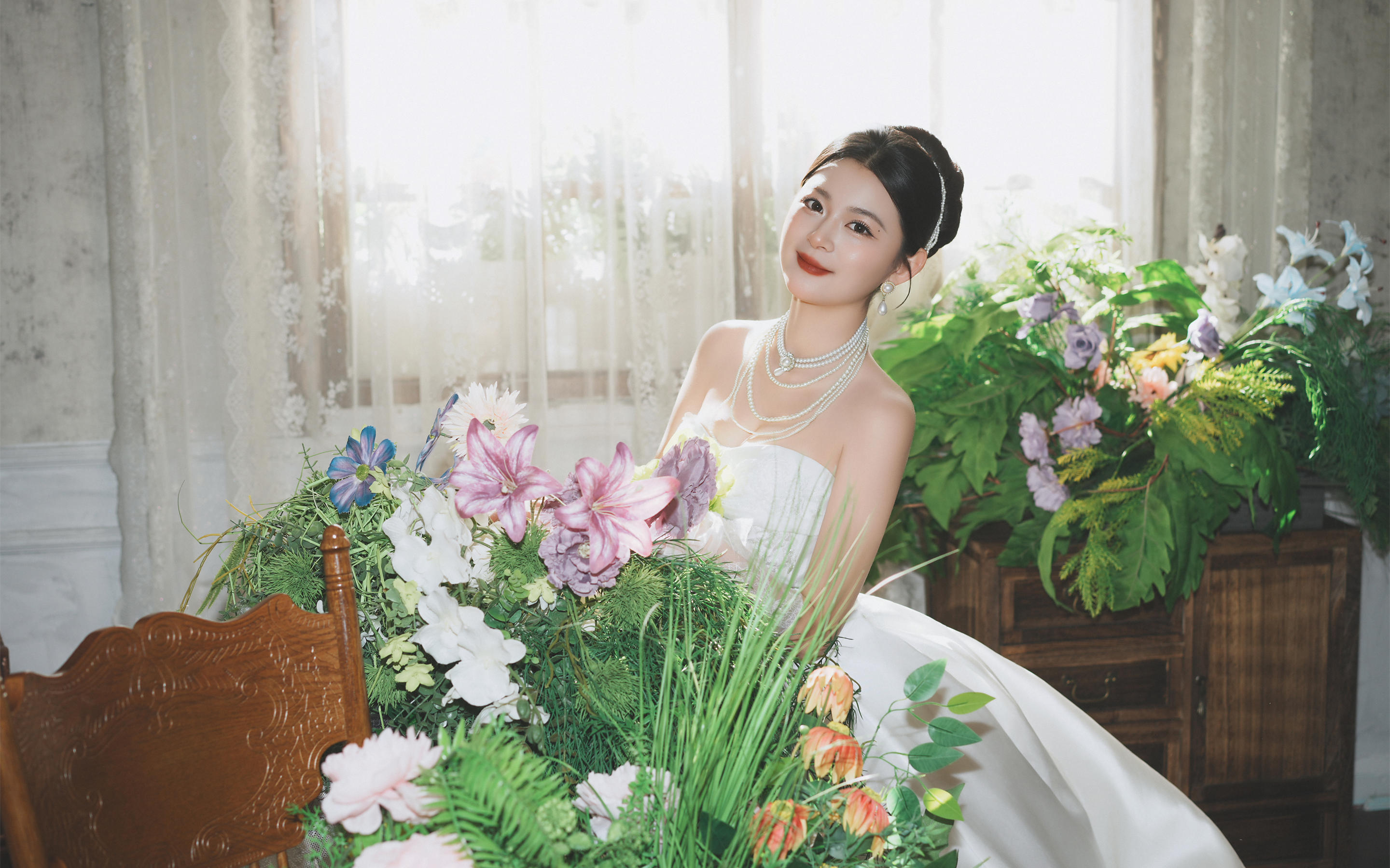 “花作衬，纱为裙——这是独属于我的浪漫序章”