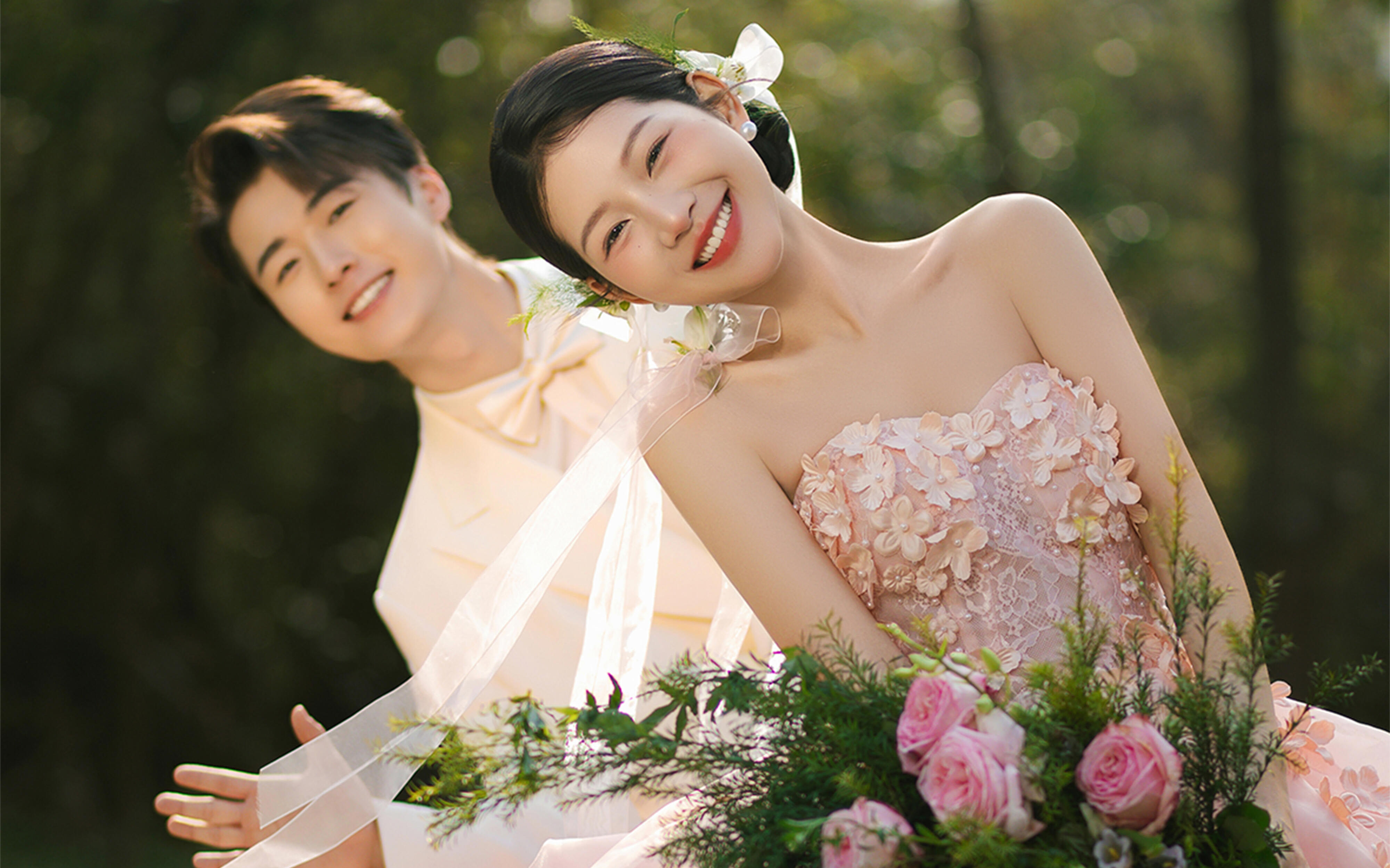 【超美的草坪婚纱摄影】