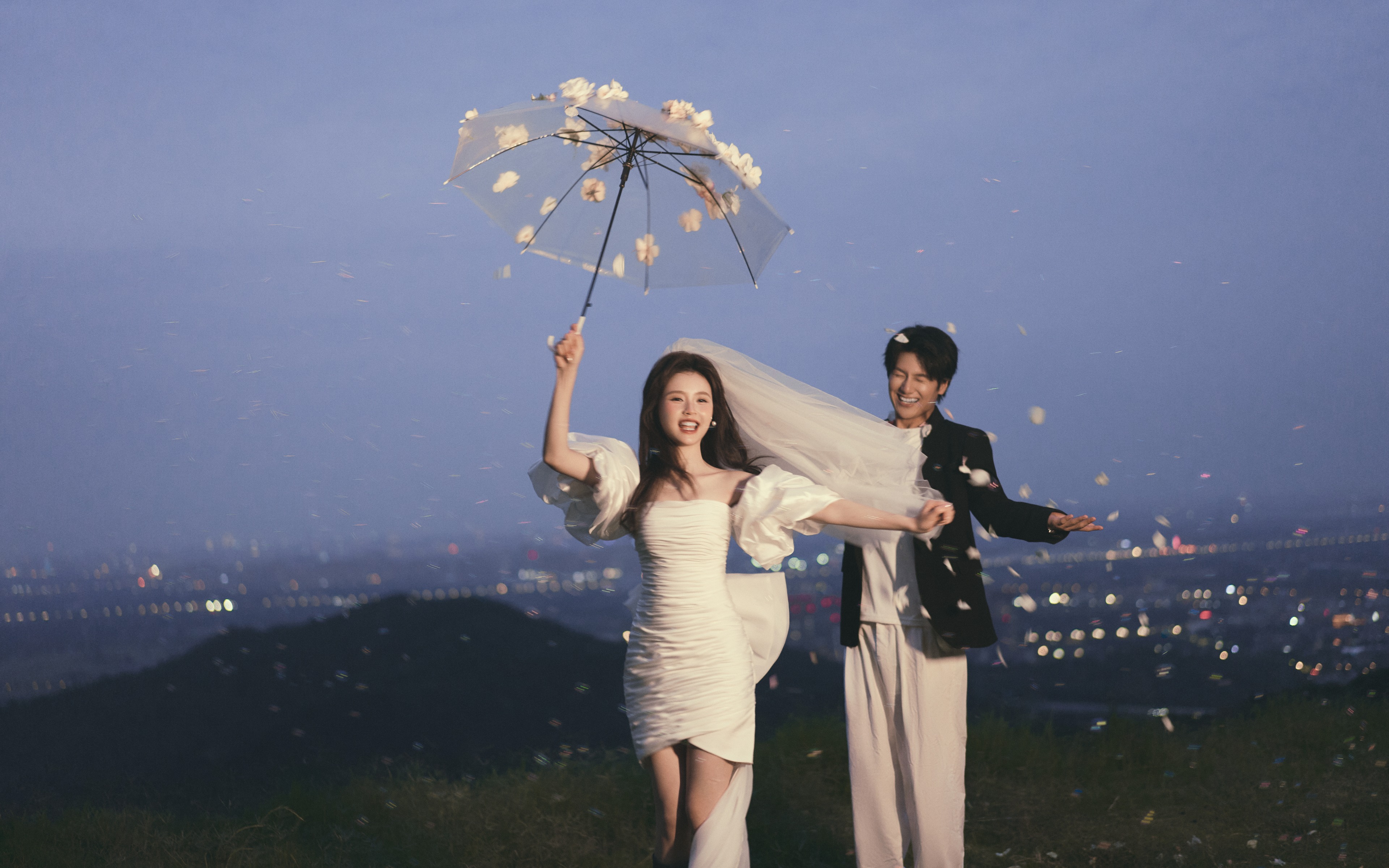【梵希视觉】拒绝死板主纱夜景仙女棒婚照浪漫到失语