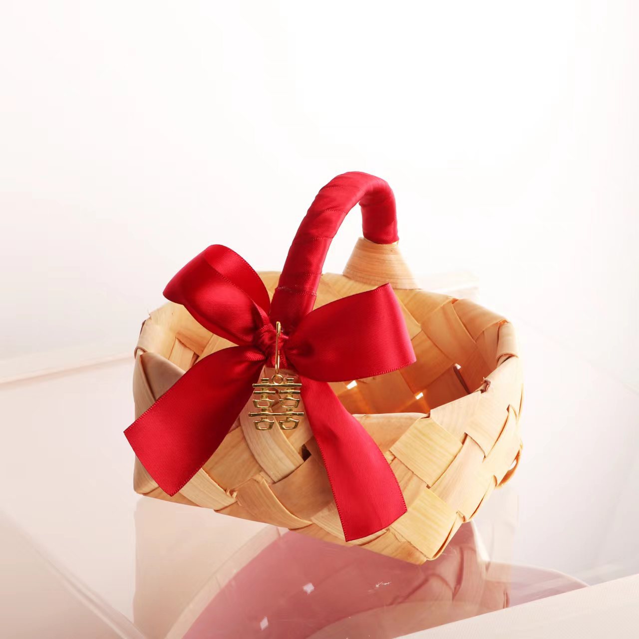 早生贵子手提篮订婚摆件篮子压床婚房布置干果模具