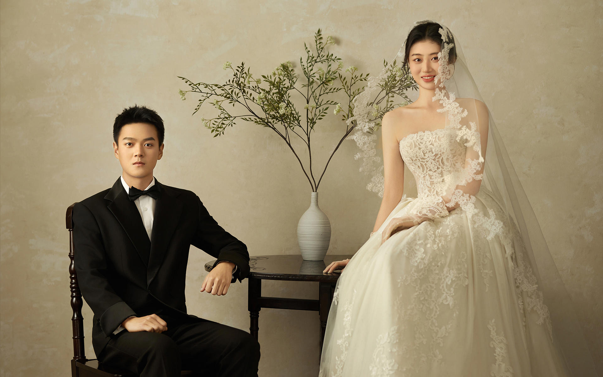 优雅与浪漫交织复古油画风婚纱照也太绝了❗️