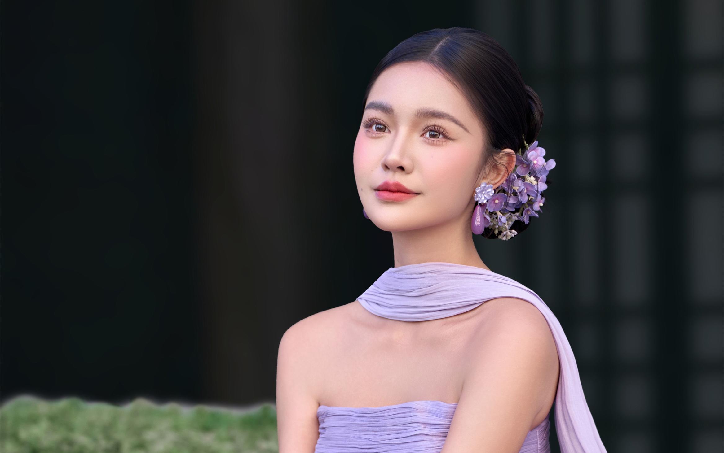 园林里的浪漫，紫色旗袍婚纱照