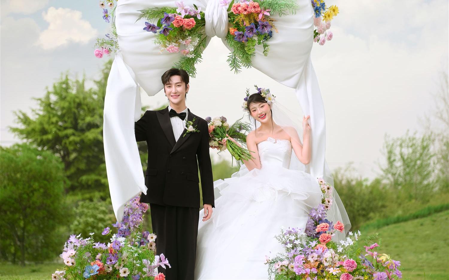 塞??我的蝴蝶結(jié)婚紗照，被閨蜜追著夸??