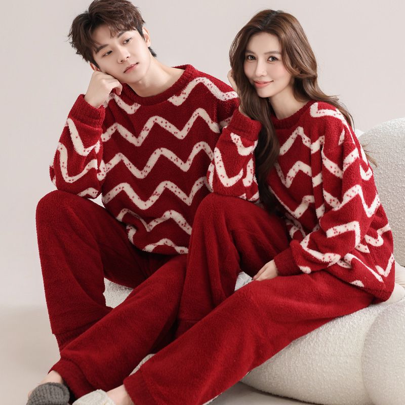 瑚绒情侣睡衣秋冬季红色结婚新婚套装女士保暖半边绒男士家居服