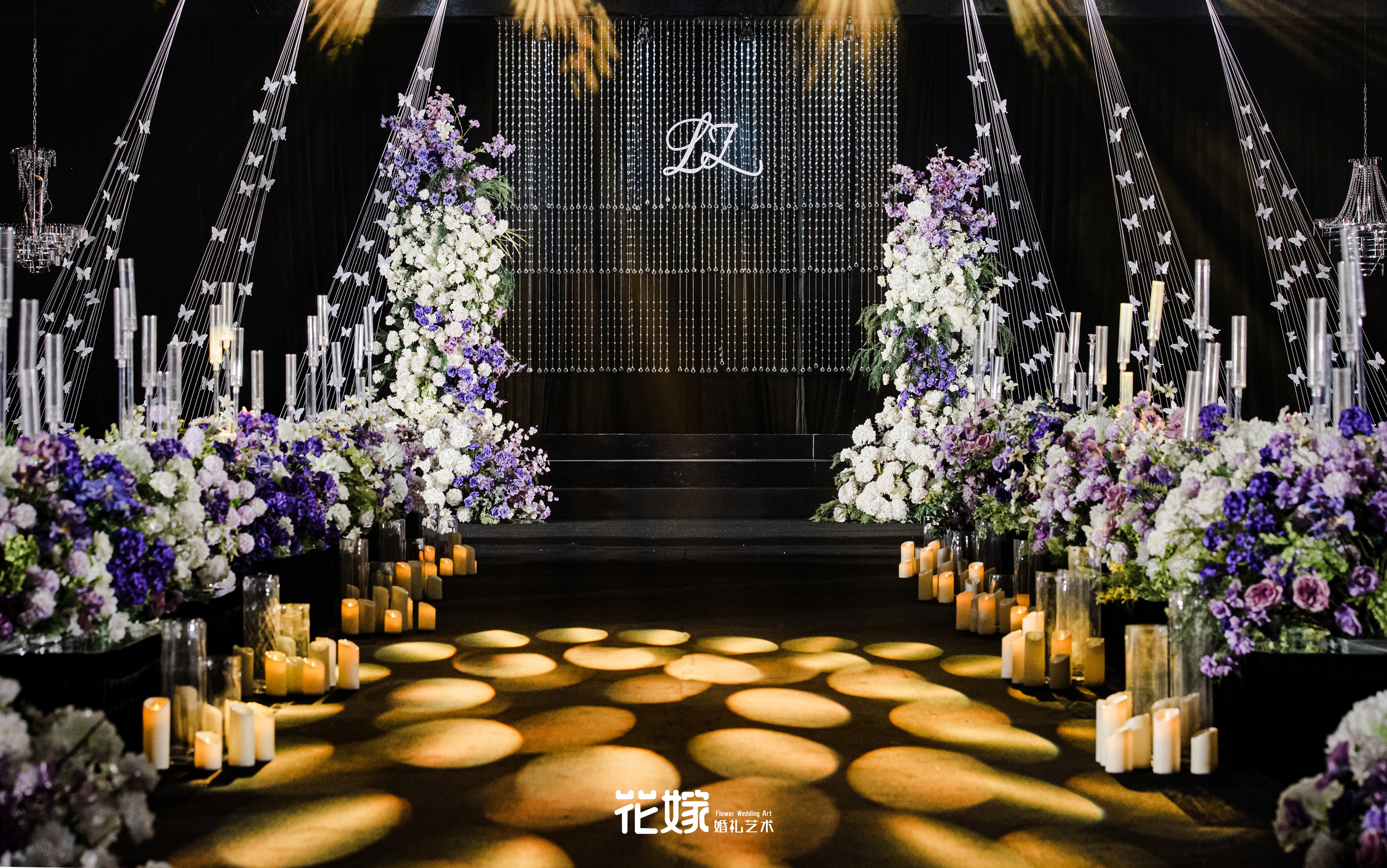 【花嫁婚礼】黑紫婚礼｜被问爆的氛围感现场