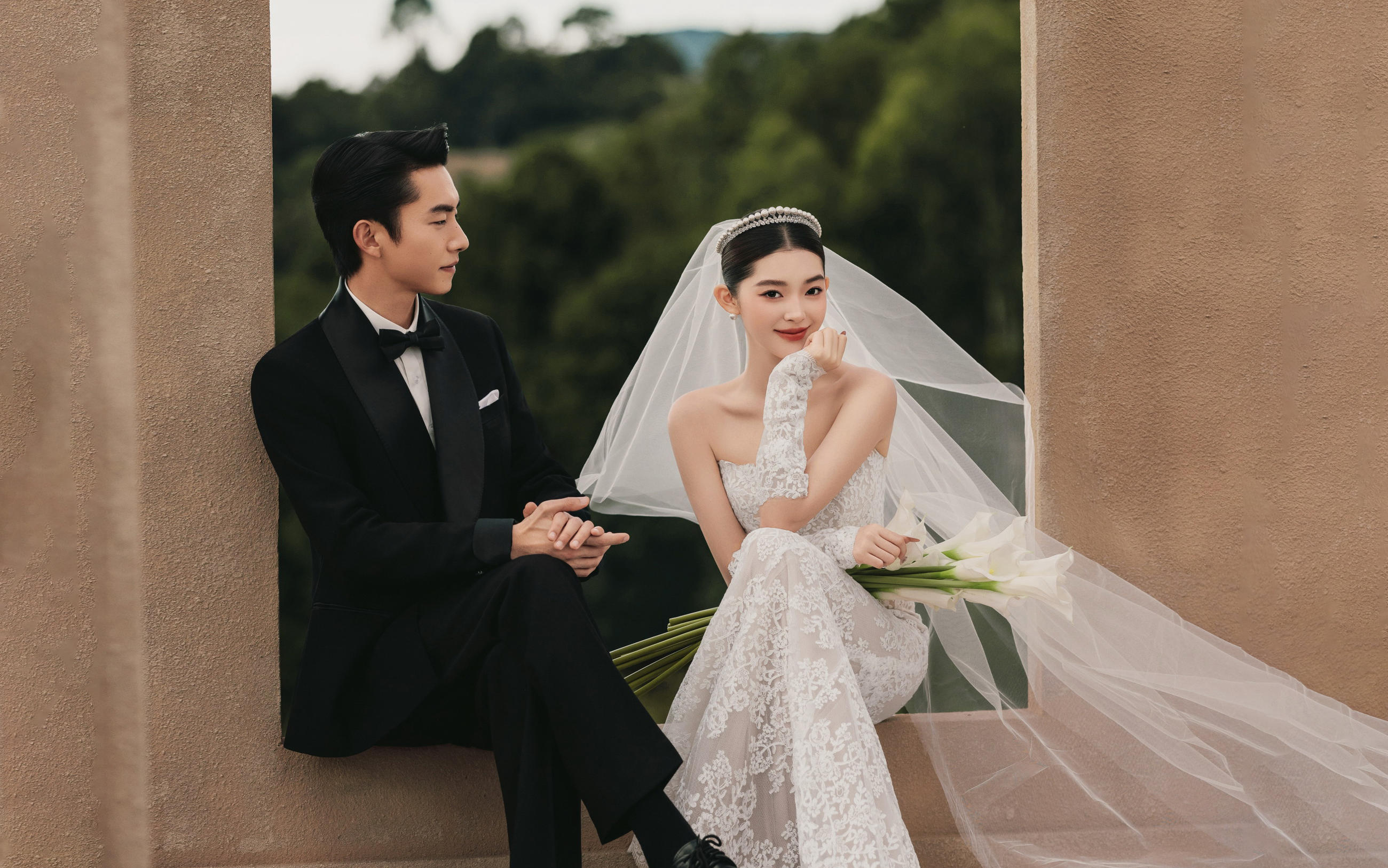 經(jīng)典高級(jí)感?歐式建筑外景婚紗照??誰(shuí)看了不心動(dòng)