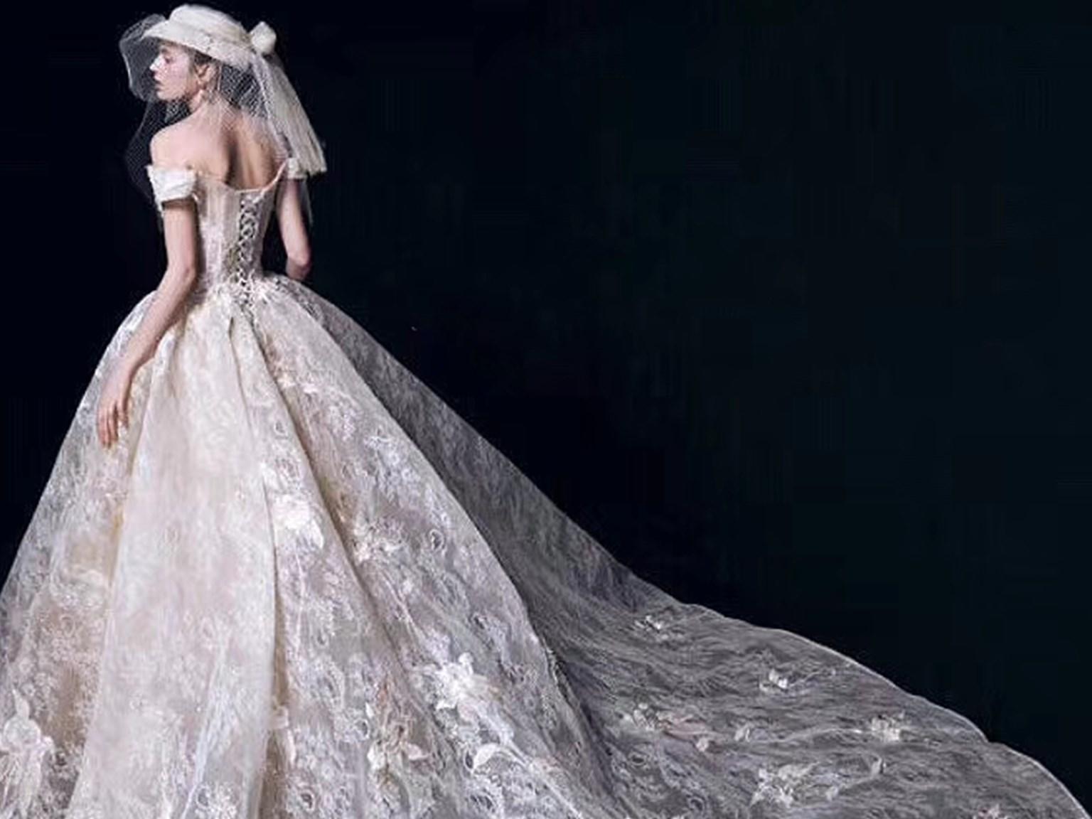 新店钜惠仙格瑞拉|海外高定婚纱三件套