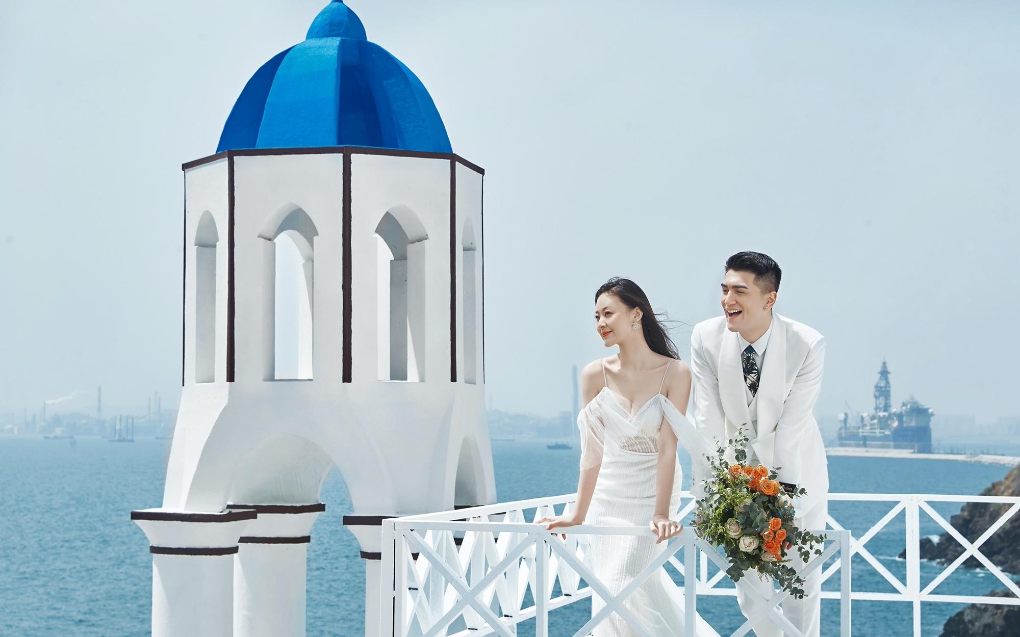 藍頂白墻間，赴一場愛琴海之約