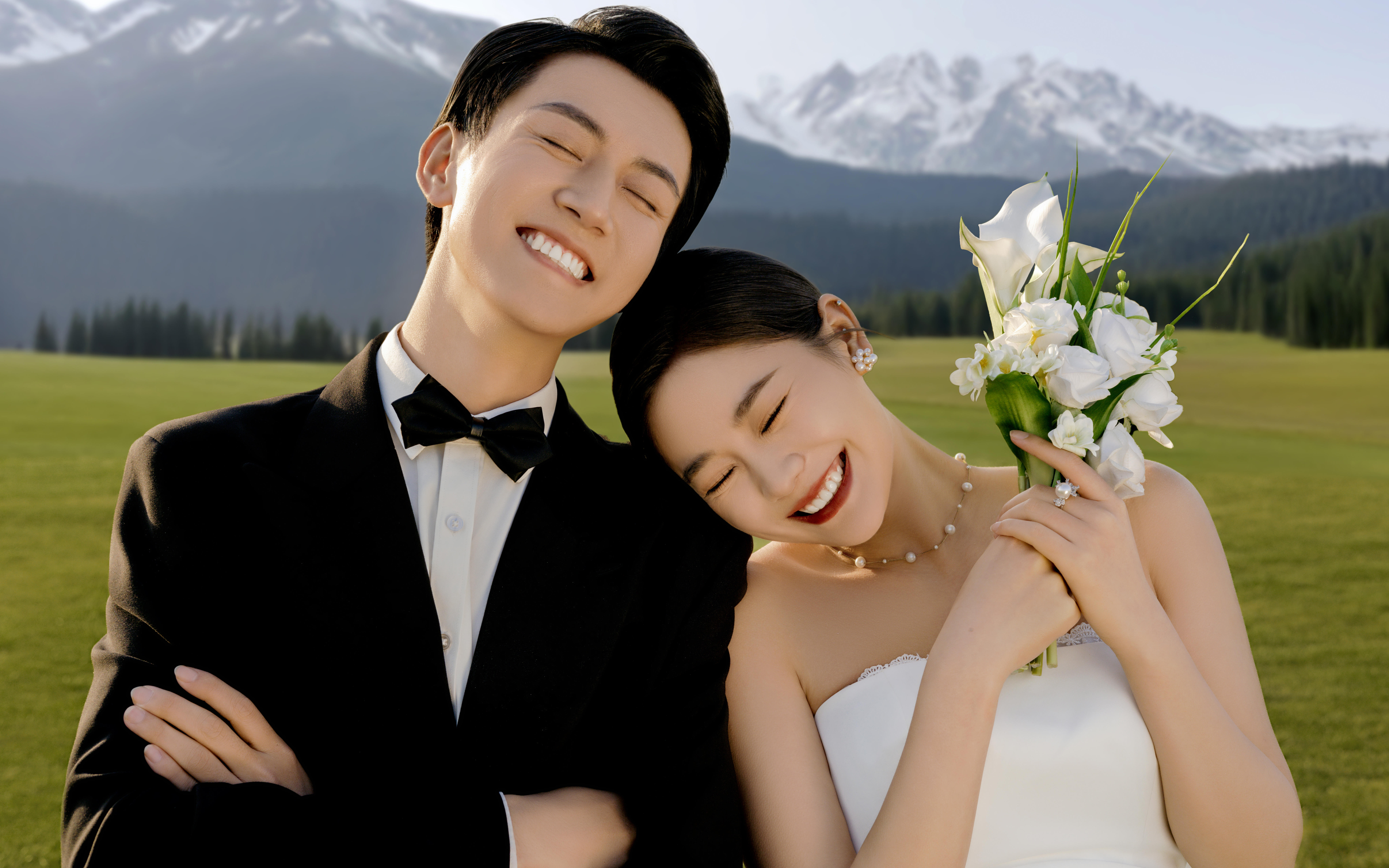 【法式印象】春夏隱藏款！輕氧感爆棚的草坪婚紗照