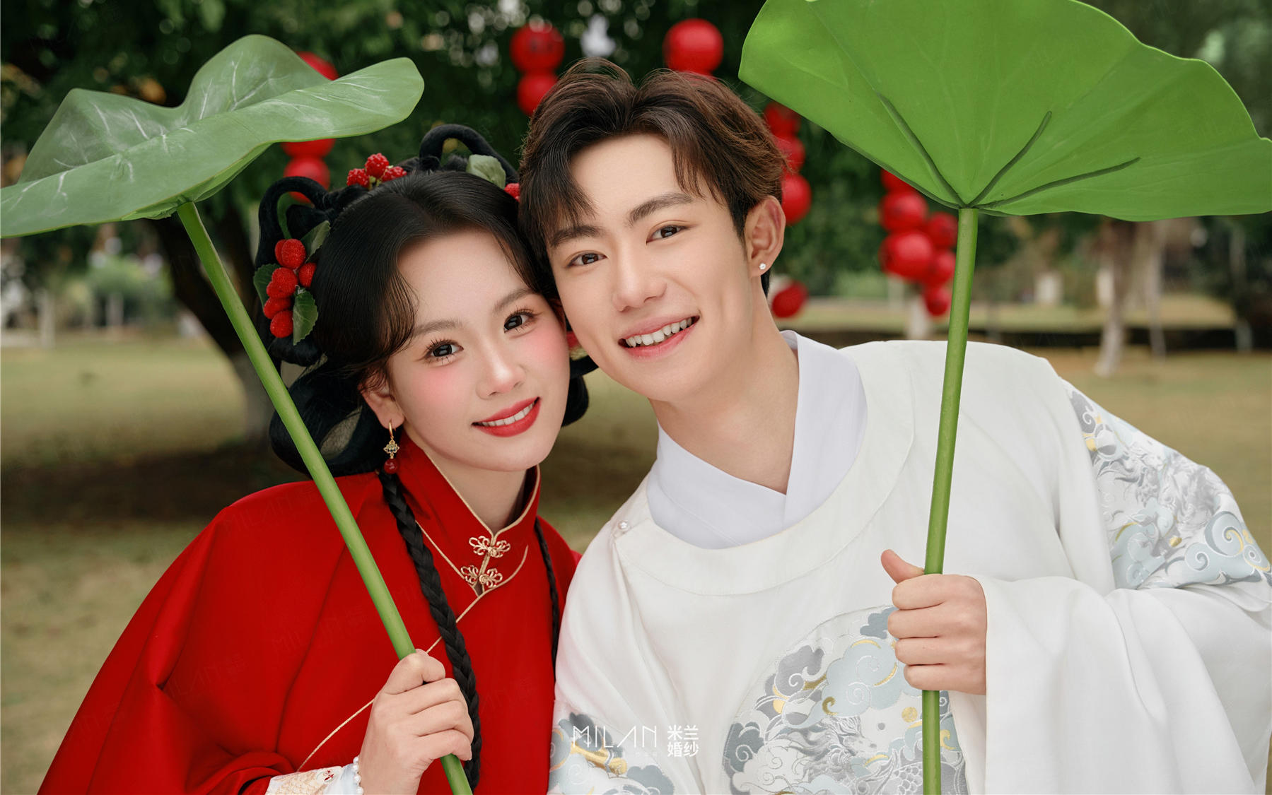 顯眼包情侶必看！這組漢服婚紗照甜到犯規(guī)