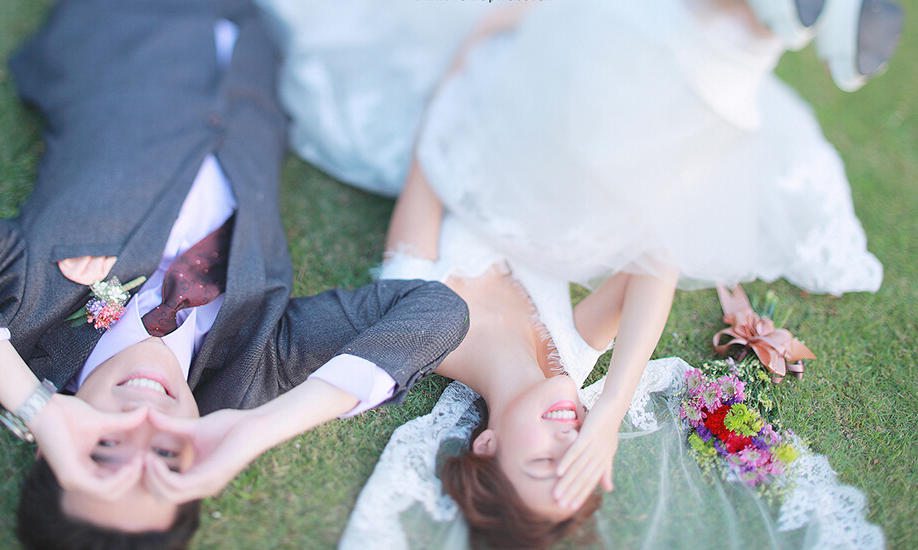 金曼丽莎摄影{今生最爱}草地主题