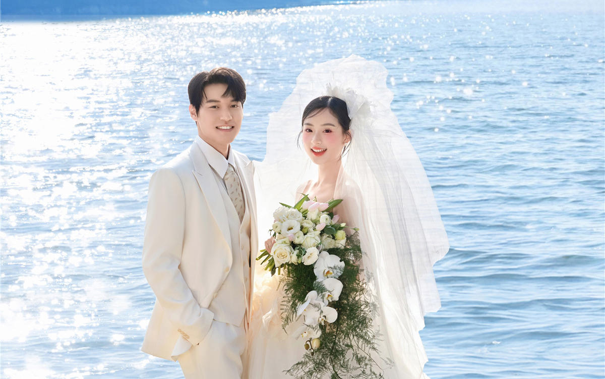 江风拂纱，森系婚纱照美到心巴上💍