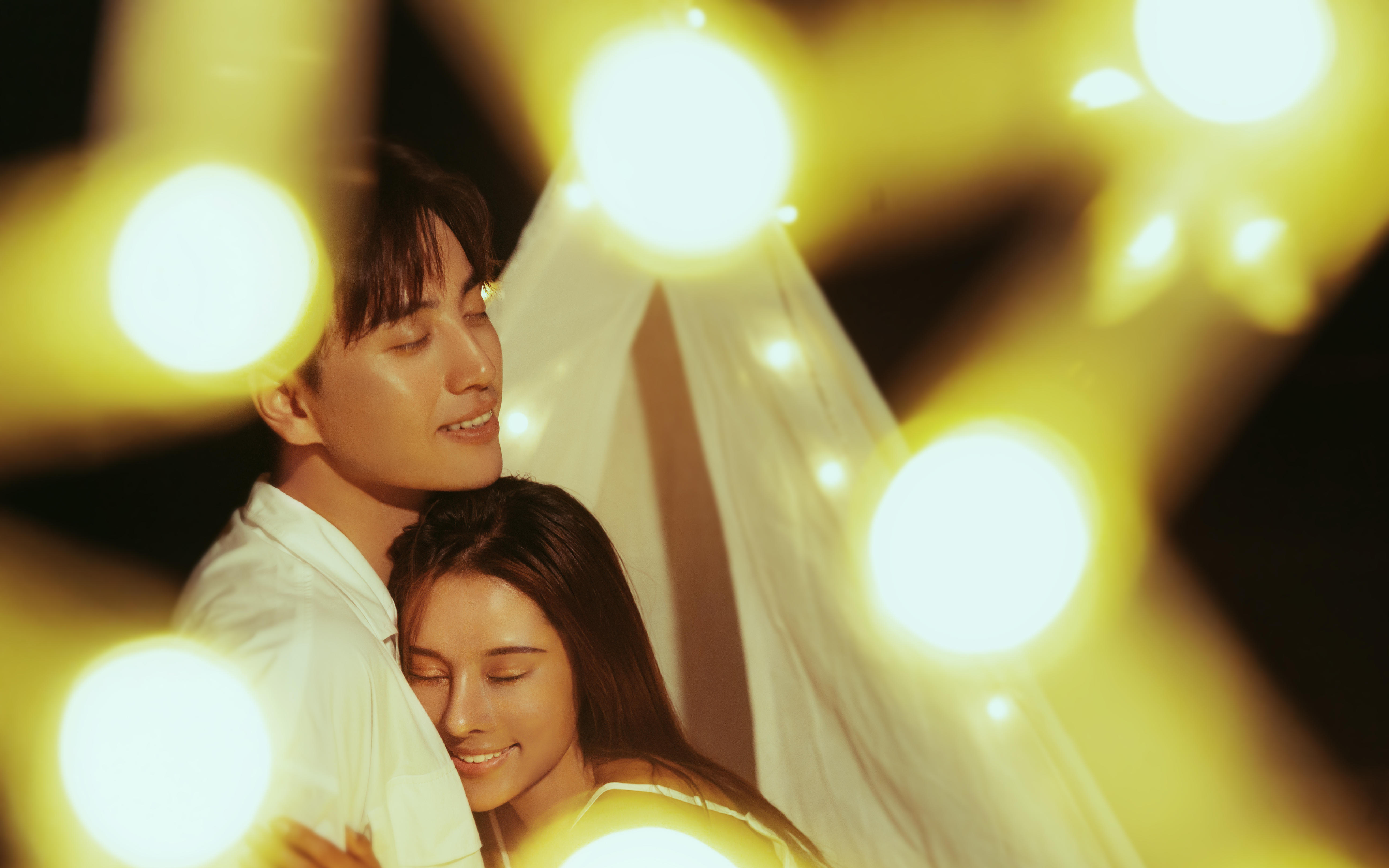 分界洲到蜜月婚纱照 韩式公主风+10服装10造型