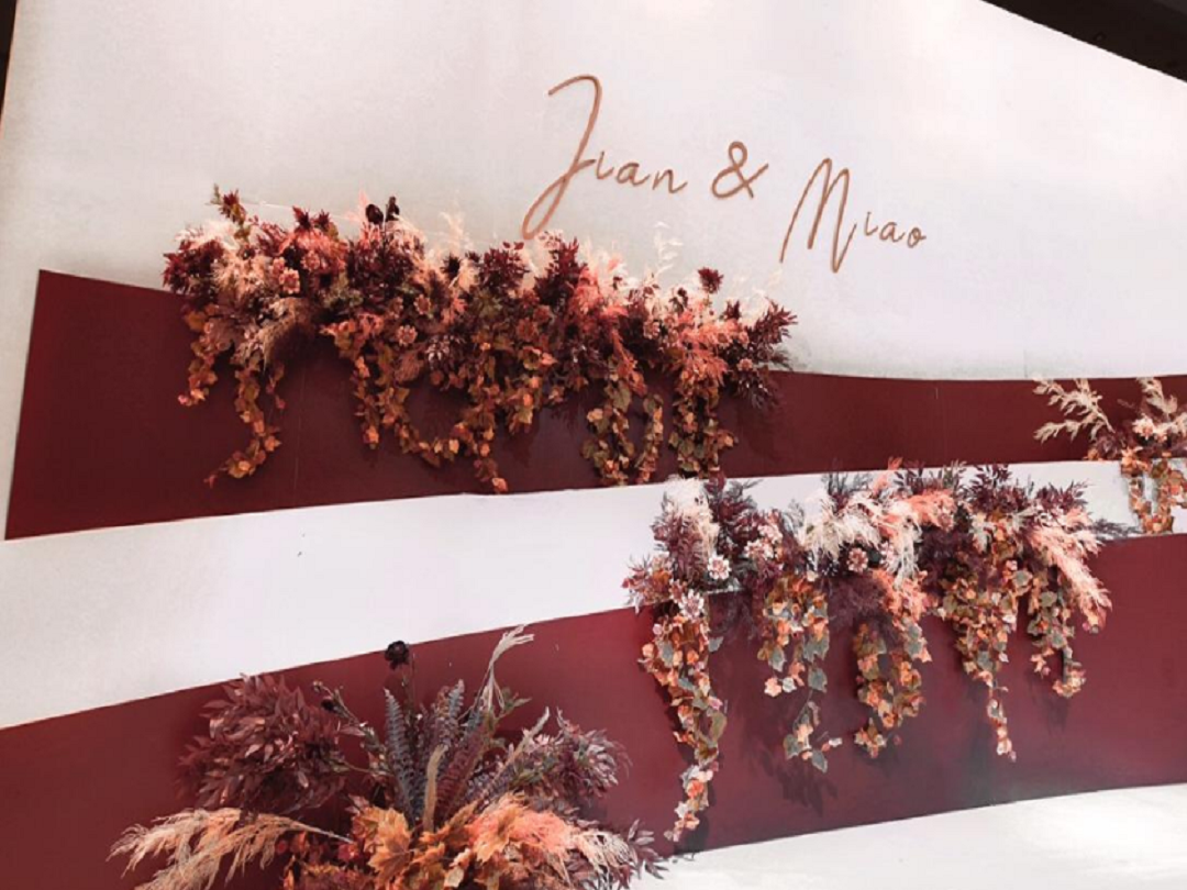 【曼芮婚礼】#推荐# 极简红白撞色简约大气婚礼