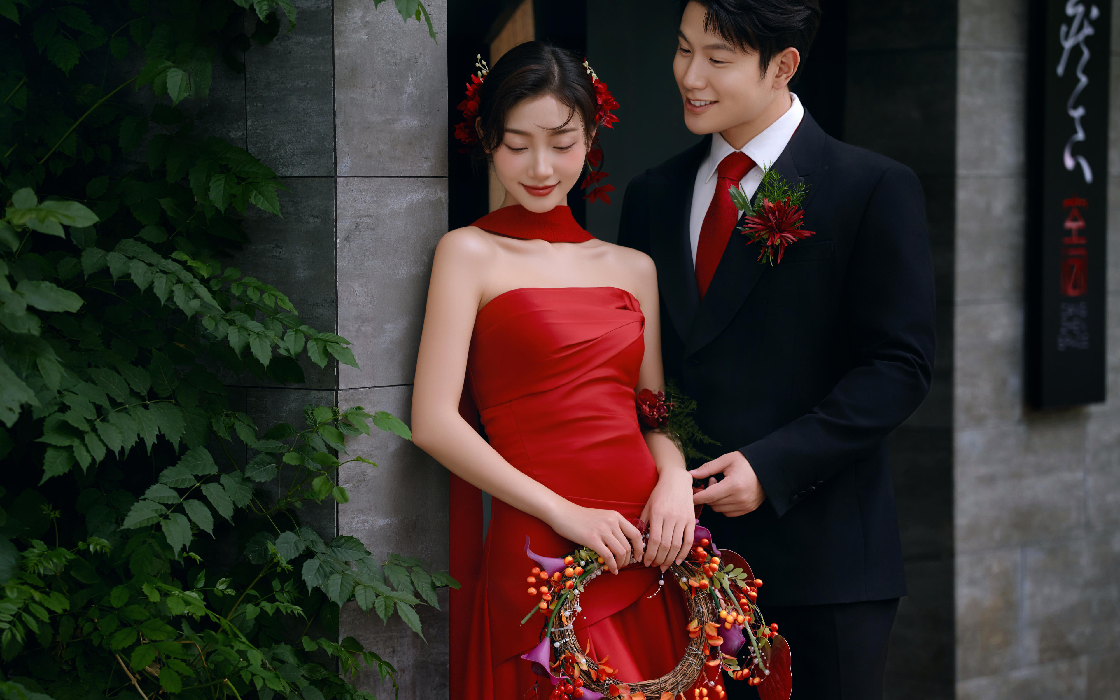 结婚照啊，还是新中式喜嫁婚纱照好看呀