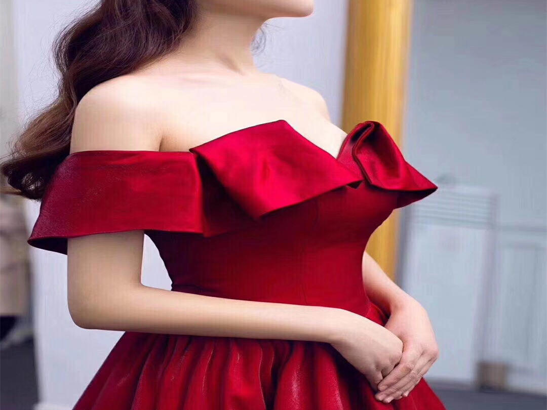 财富中心萌嫁衣囍苑（上百款敬酒服任意挑选）