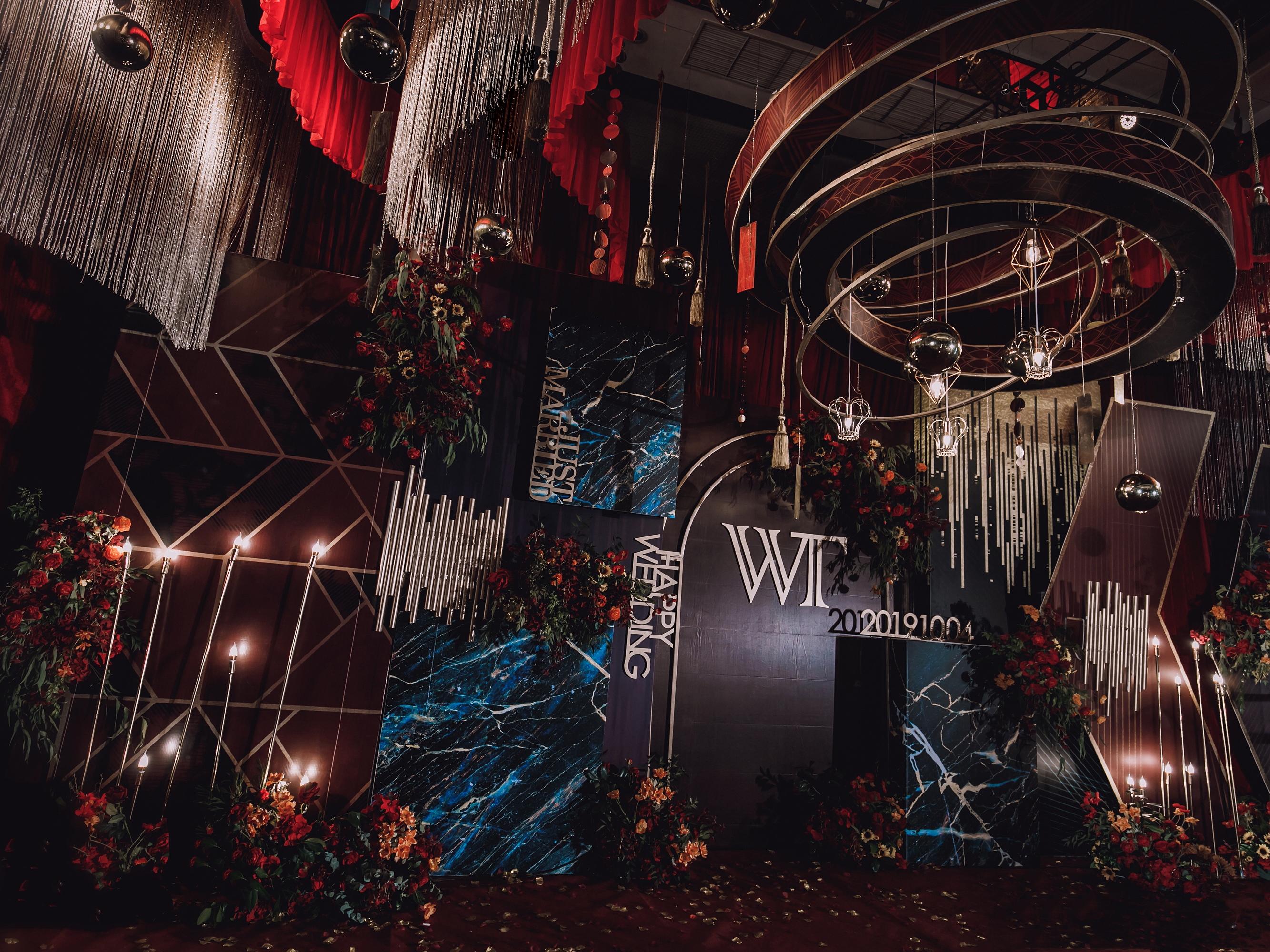 【牵挂】19年大热案例 送扫地机+甜品一套